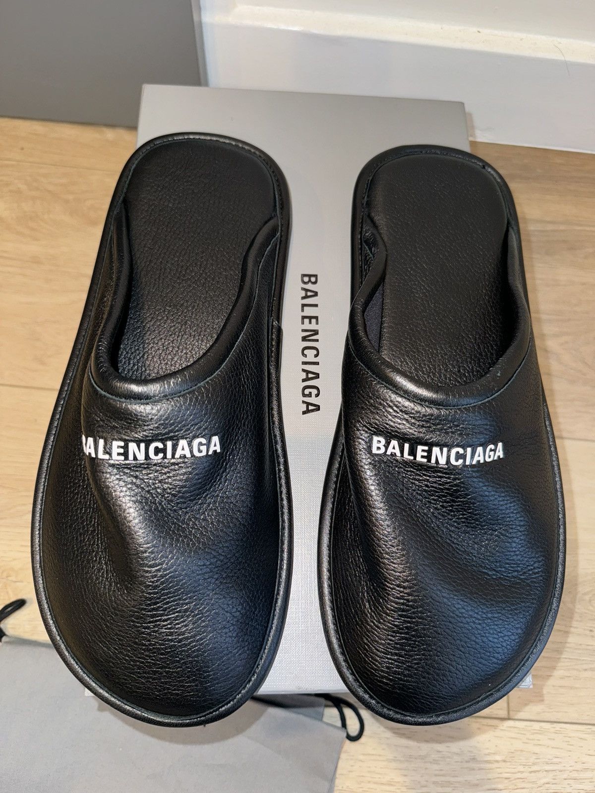 Balenciaga Balenciaga Home Mule Black Leather Size US 12 / EU 45 - 5 Thumbnail