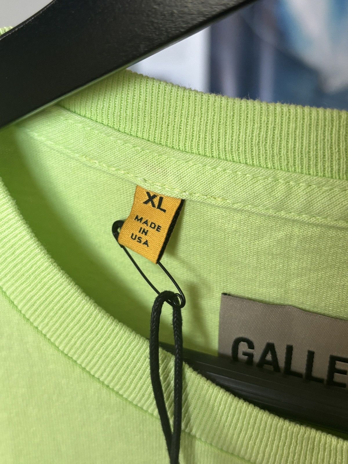 Gallery Dept. NEW | NEON GREEN | GALLERY DEPT LOGO TEE Size US XL / EU 56 / 4 - 5 Thumbnail