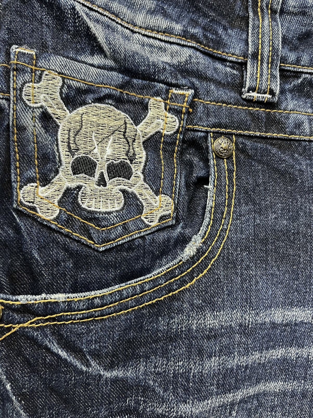 Skullcandy FLARE🔥 S&B Skull Embroidery Distressed Ripped Denim Pants Size US 31 - 2 Thumbnail
