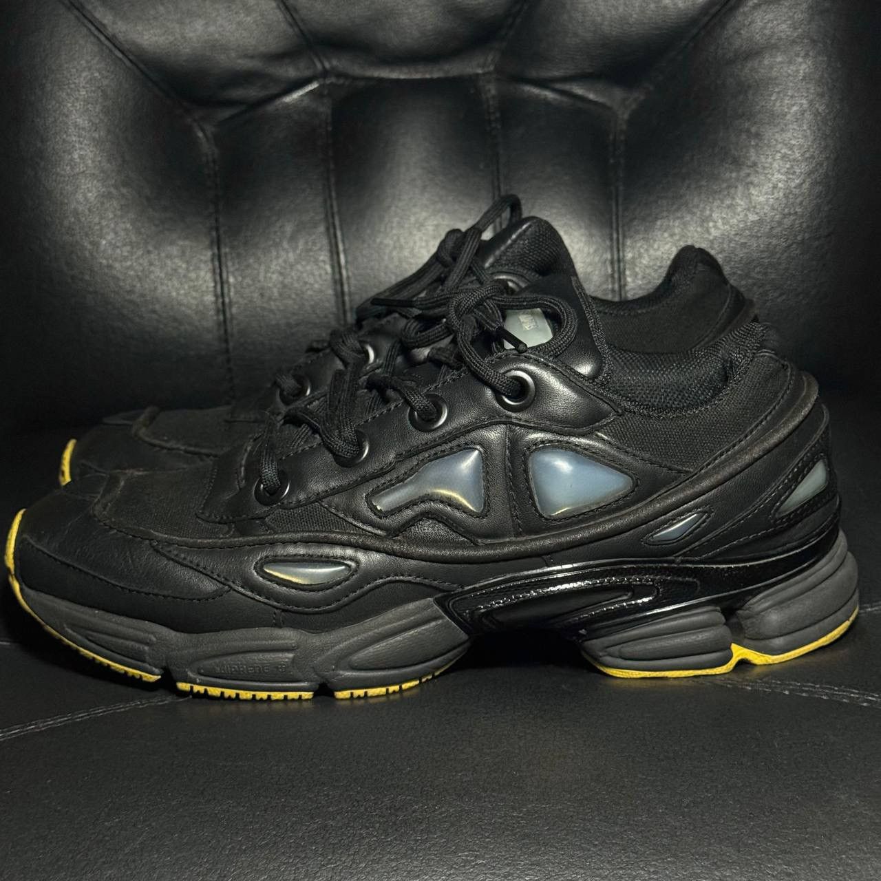 Adidas × Raf Simons Adidas Raf Simons Ozweego Black corn Size US 9 / EU 42 - 3 Thumbnail