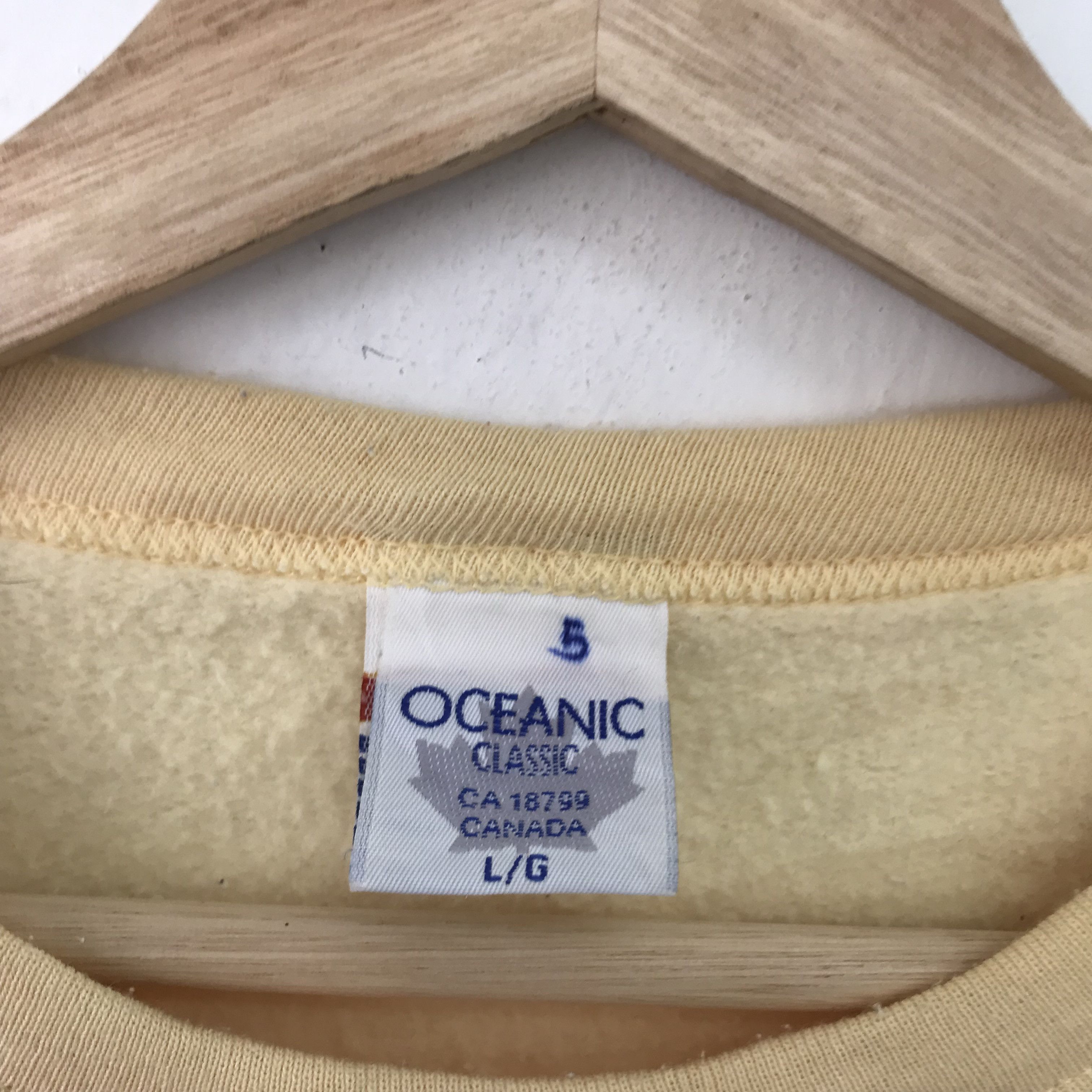 Vintage Vintage Saint John New Brunswick Yellow Sweatshirt - L Size US L / EU 52-54 / 3 - 10 Thumbnail