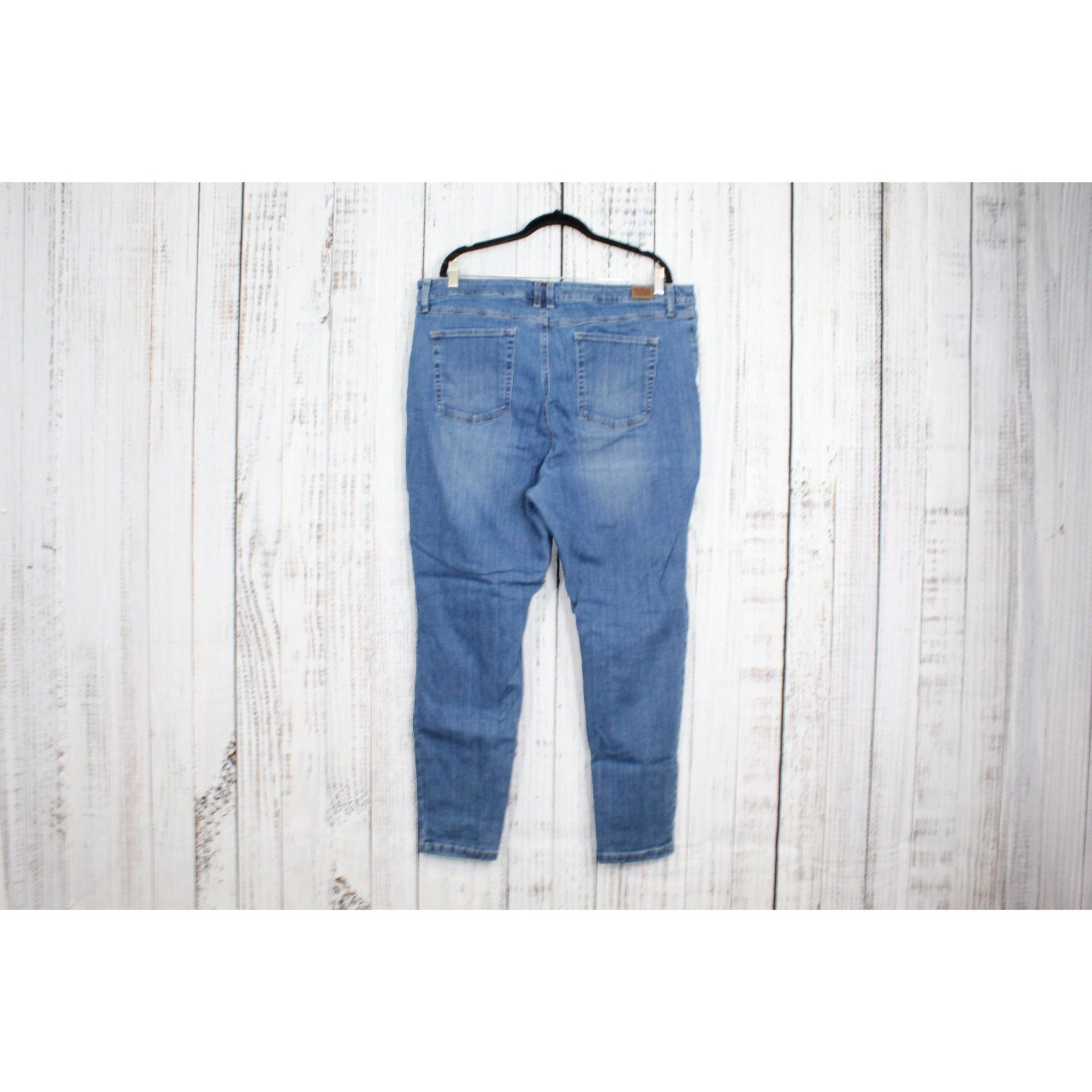 L.L. Bean LL Bean Women’s BeanFlex Skinny Jeans 20W Vintage Size 40" / US 18 - 2 Thumbnail