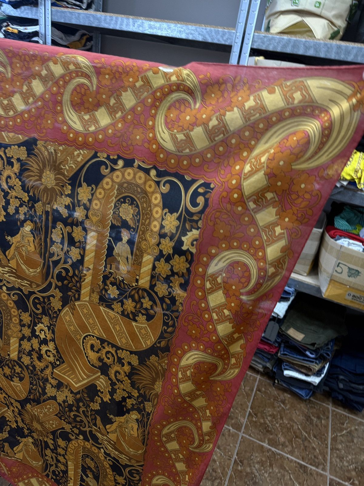 Salvatore Ferragamo 🇮🇹 Vintage 90s Salvatore Ferragamo Silk Scarf Baroque Italy Size ONE SIZE - 12 Thumbnail