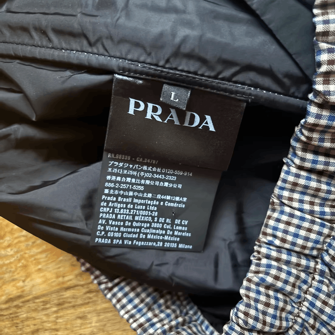 Prada SS2017 Taped Seam Virgin Wool Shorts Size US 32 / EU 48 - 6 Thumbnail