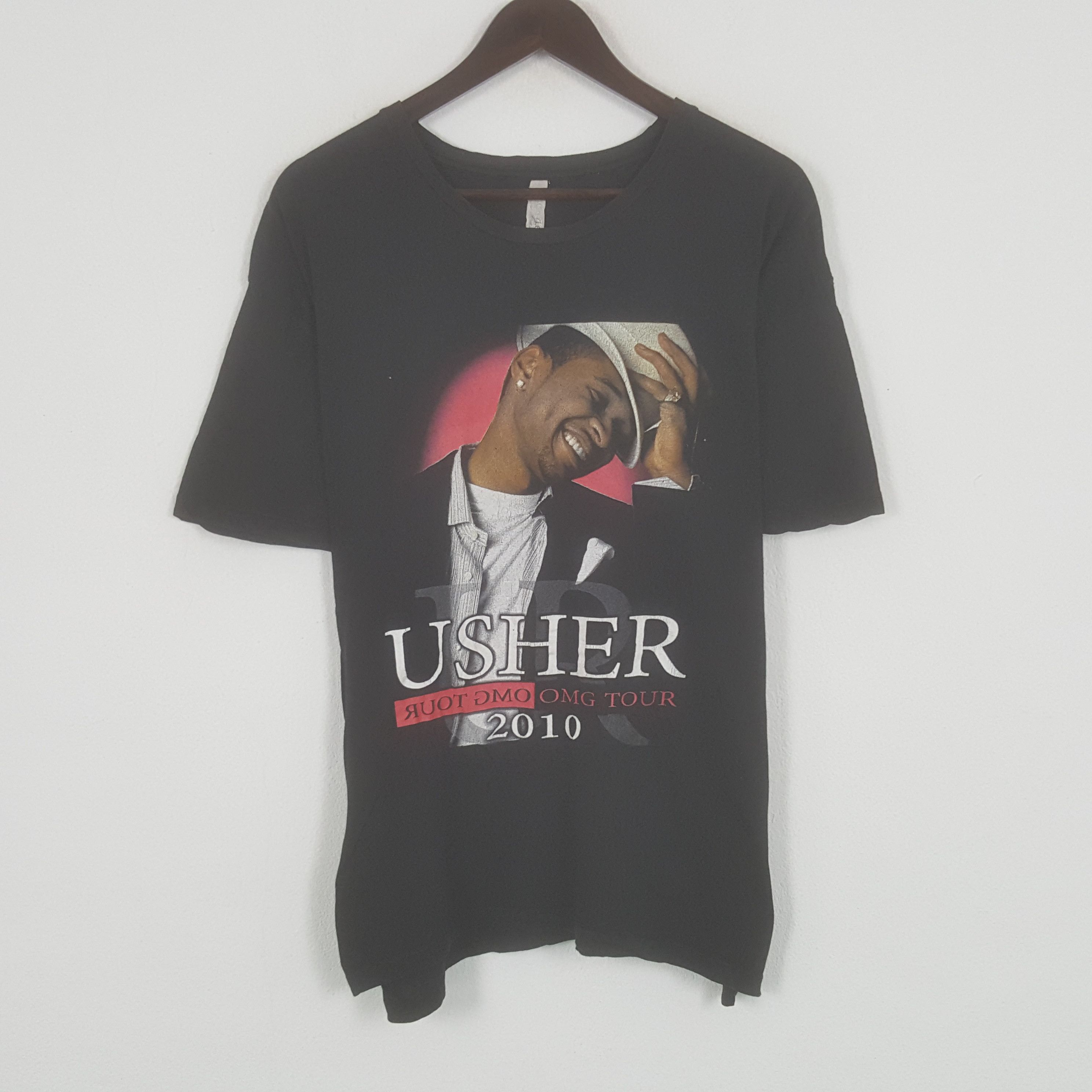Rap Tees × Vintage Vintage Usher American Rapper Tshirt Size US L / EU 52-54 / 3 - 1 Thumbnail
