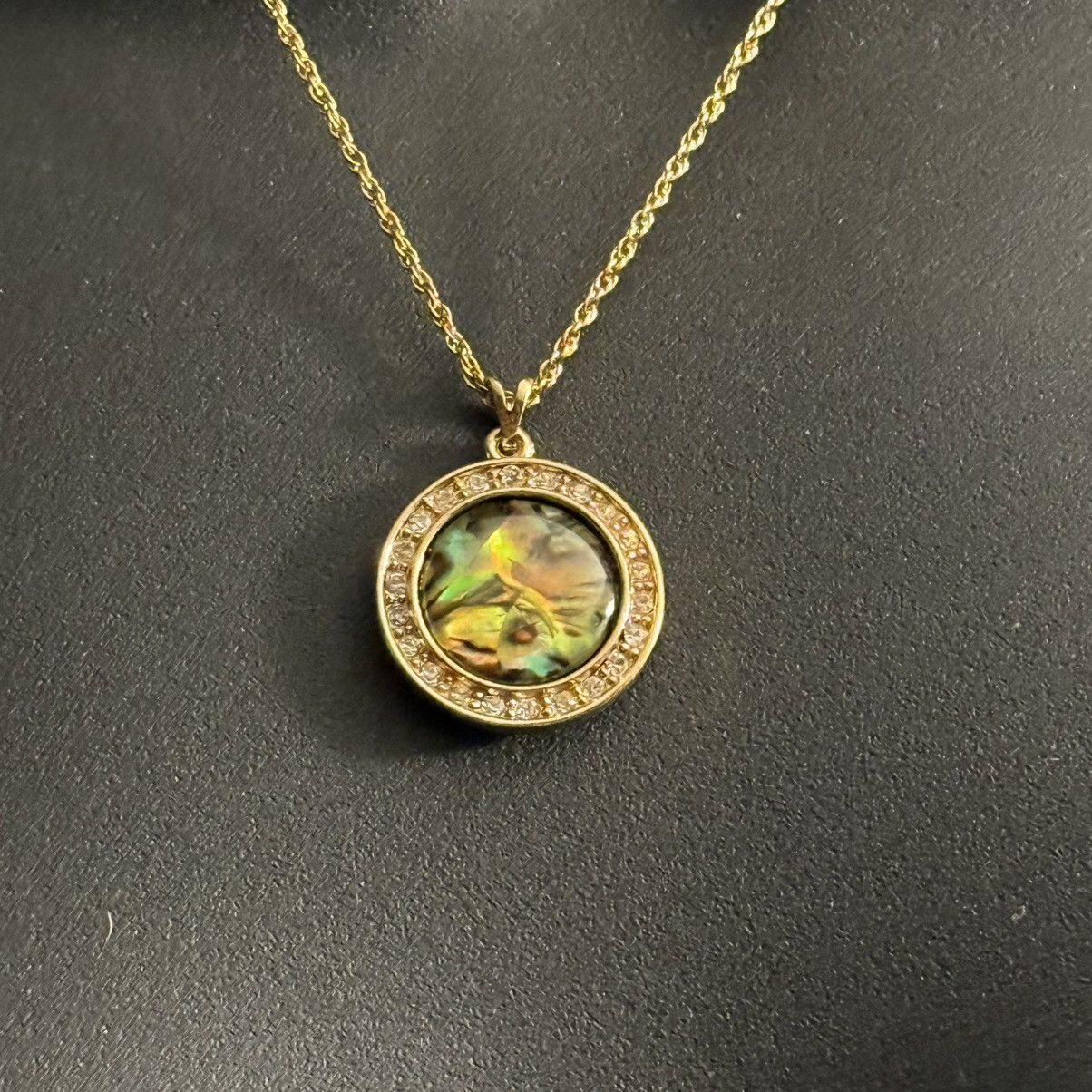 Other Avon Nina Ricci abalone pendant necklace and earrings set Size ONE SIZE - 2 Thumbnail