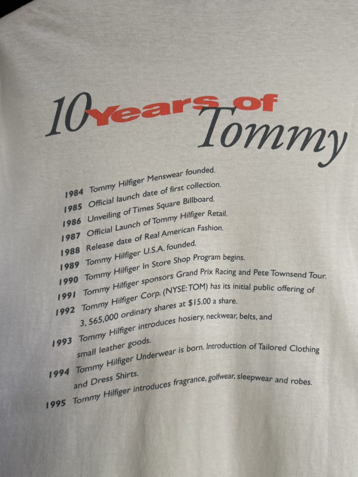 Tommy Hilfiger Rare Vintage 90s Tommy Hilfiger Photographer Collection Tee Size US XL / EU 56 / 4 - 4 Thumbnail