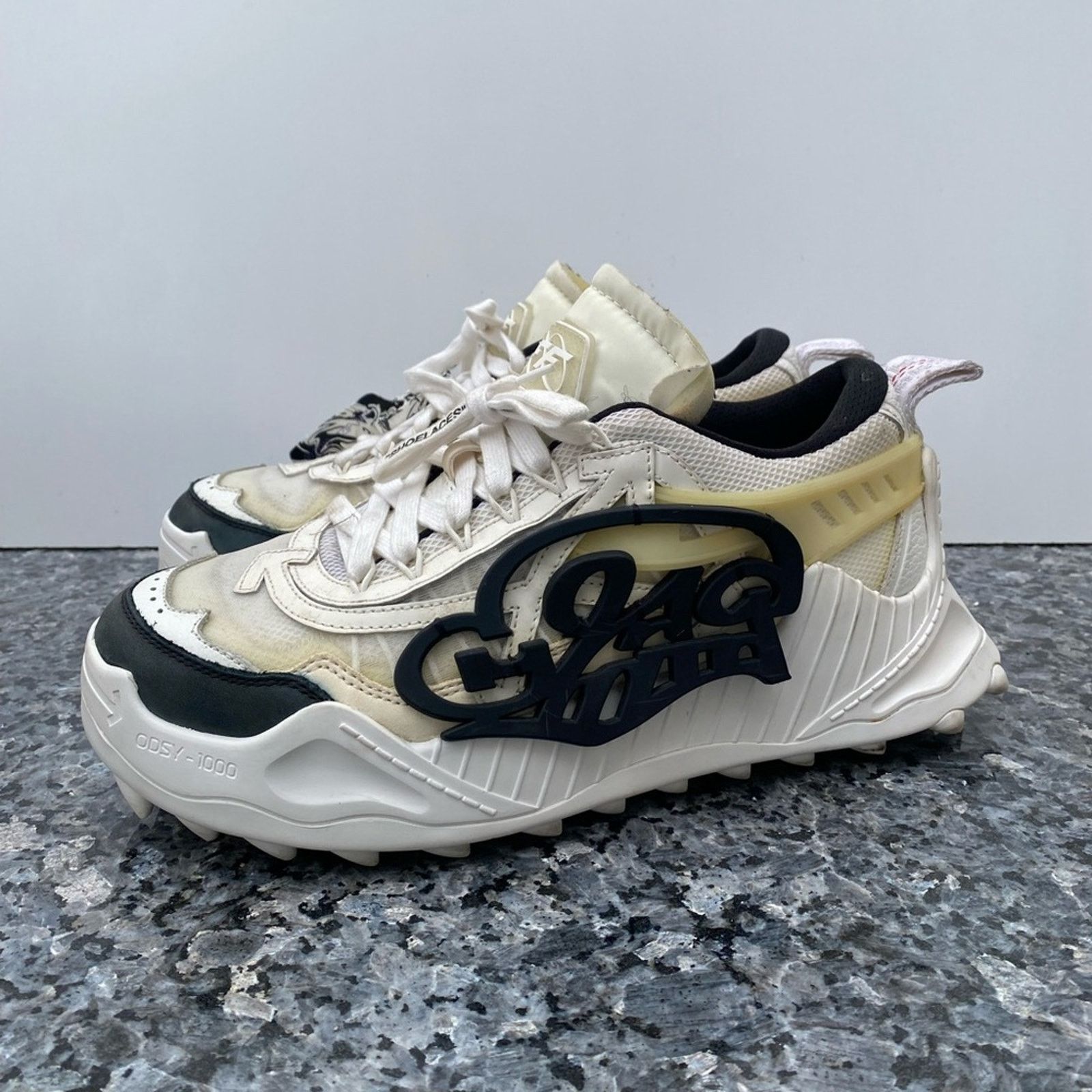 Off-White Off-White ODSY-1000 x Katsu White and Black Men’s Size 43 Size US 10 / EU 43 - 2 Thumbnail