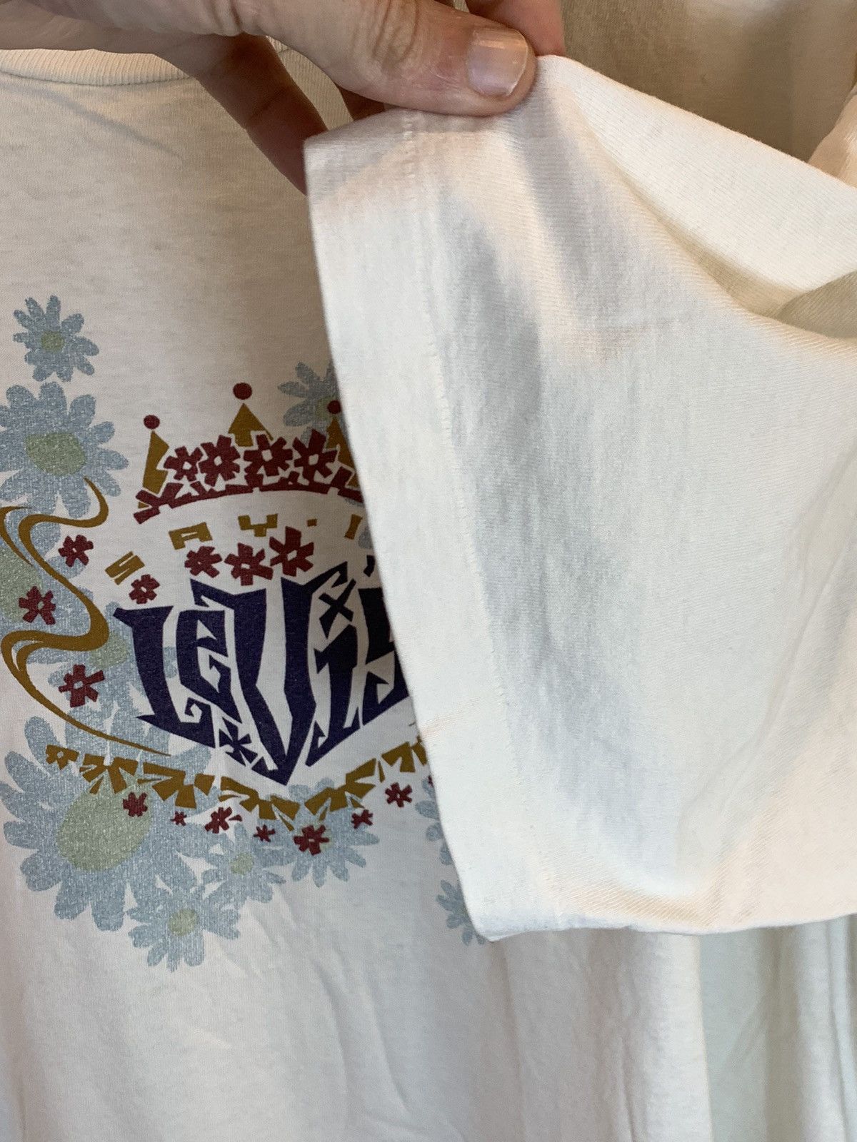 Levi's × Vintage *RARE* Vintage Levi’s Peace Art Single Stitch USA-Made Shirt Size US XL / EU 56 / 4 - 4 Thumbnail