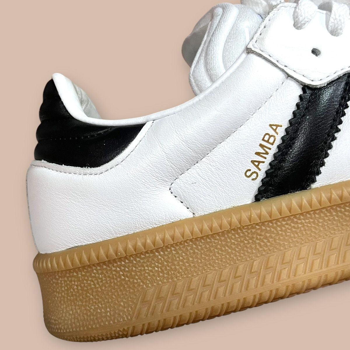Adidas Adidas Samba XLG 'White Black Gum' Size US 9.5 / EU 42-43 - 20 Thumbnail