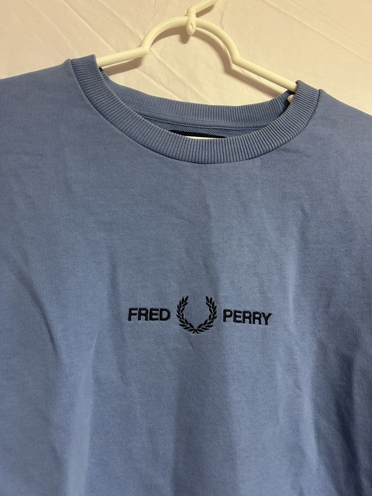 Fred Perry Fred Perry Embroidered Blue Sweater Size US XL / EU 56 / 4 - 2 Thumbnail