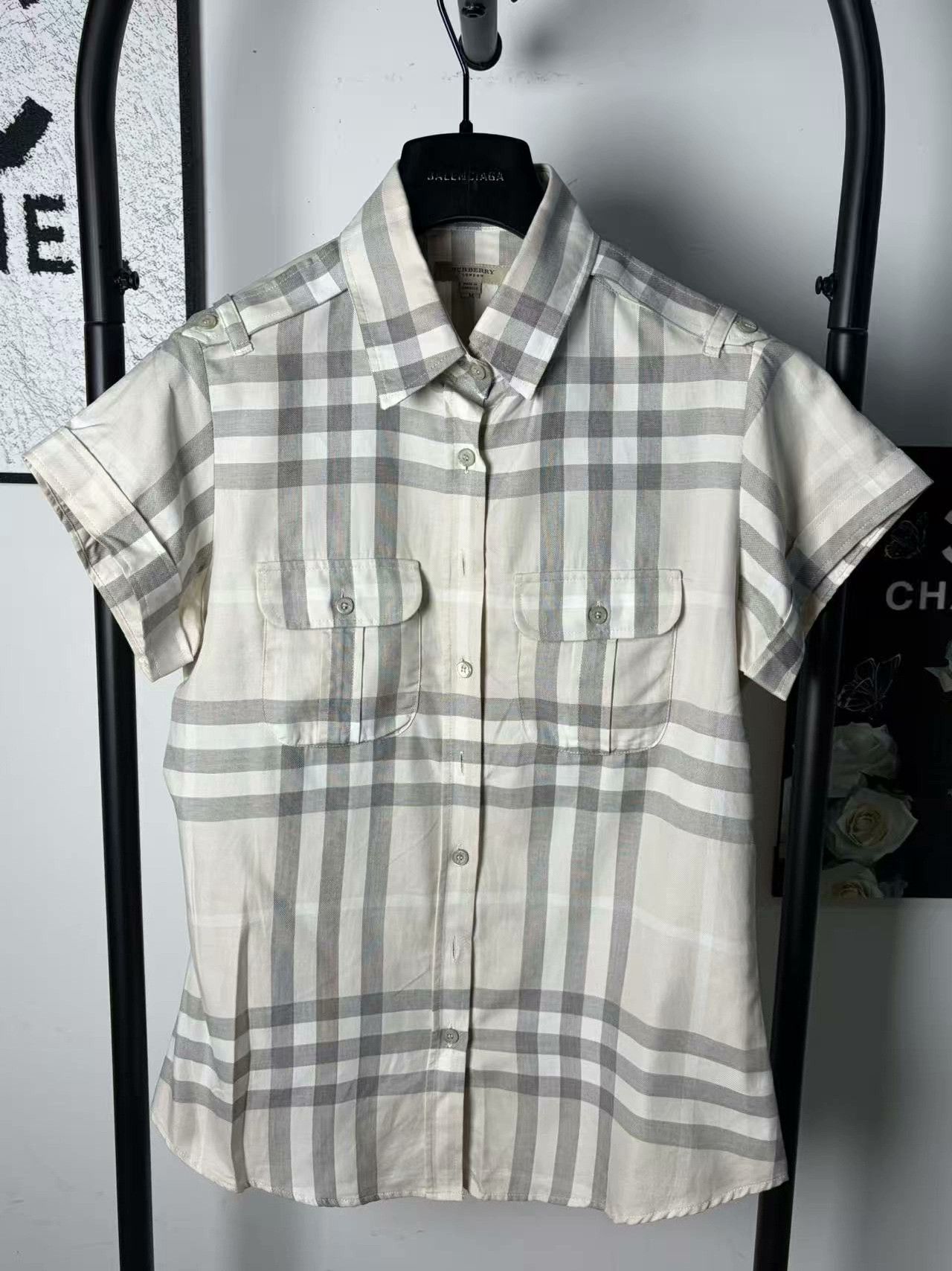 Burberry Burberry Plaid White Shirt m Men Size US M / EU 48-50 / 2 - 1 Thumbnail