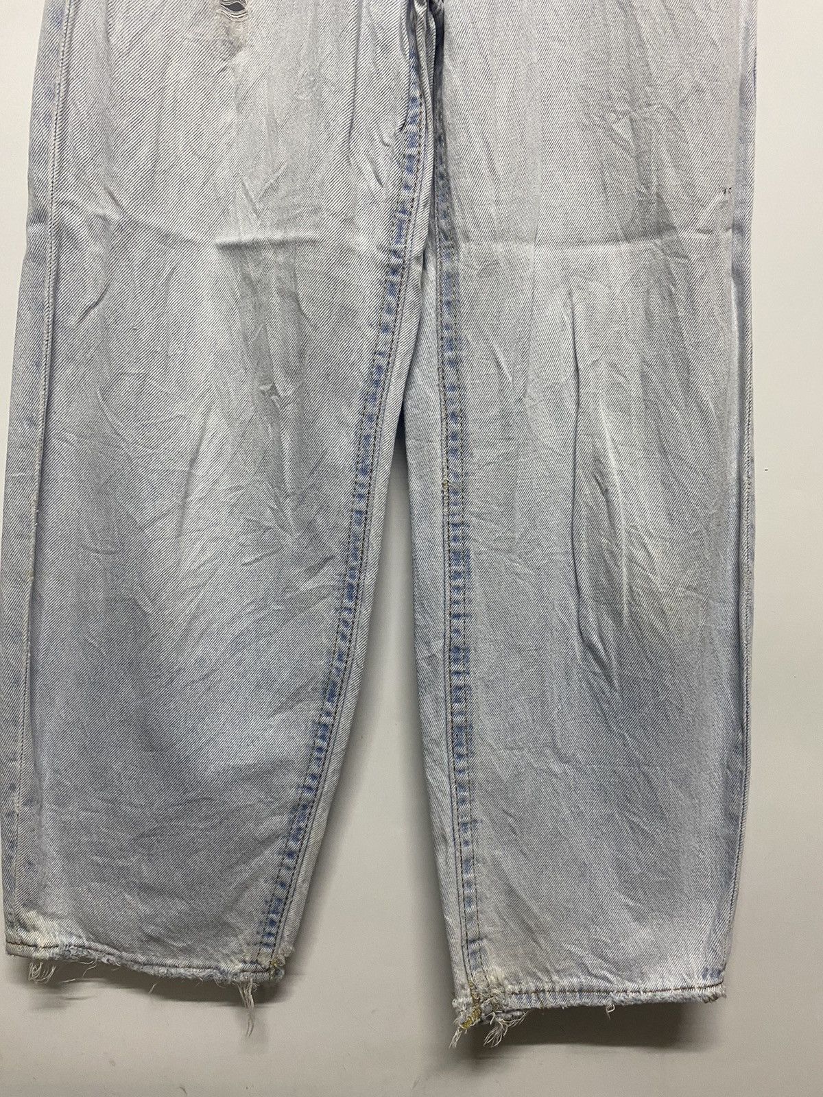 Levi's Levis Premium Jeans Distressed Denim Balloon Leg Big E Pants Size 26" / US 2 / IT 38 - 4 Thumbnail