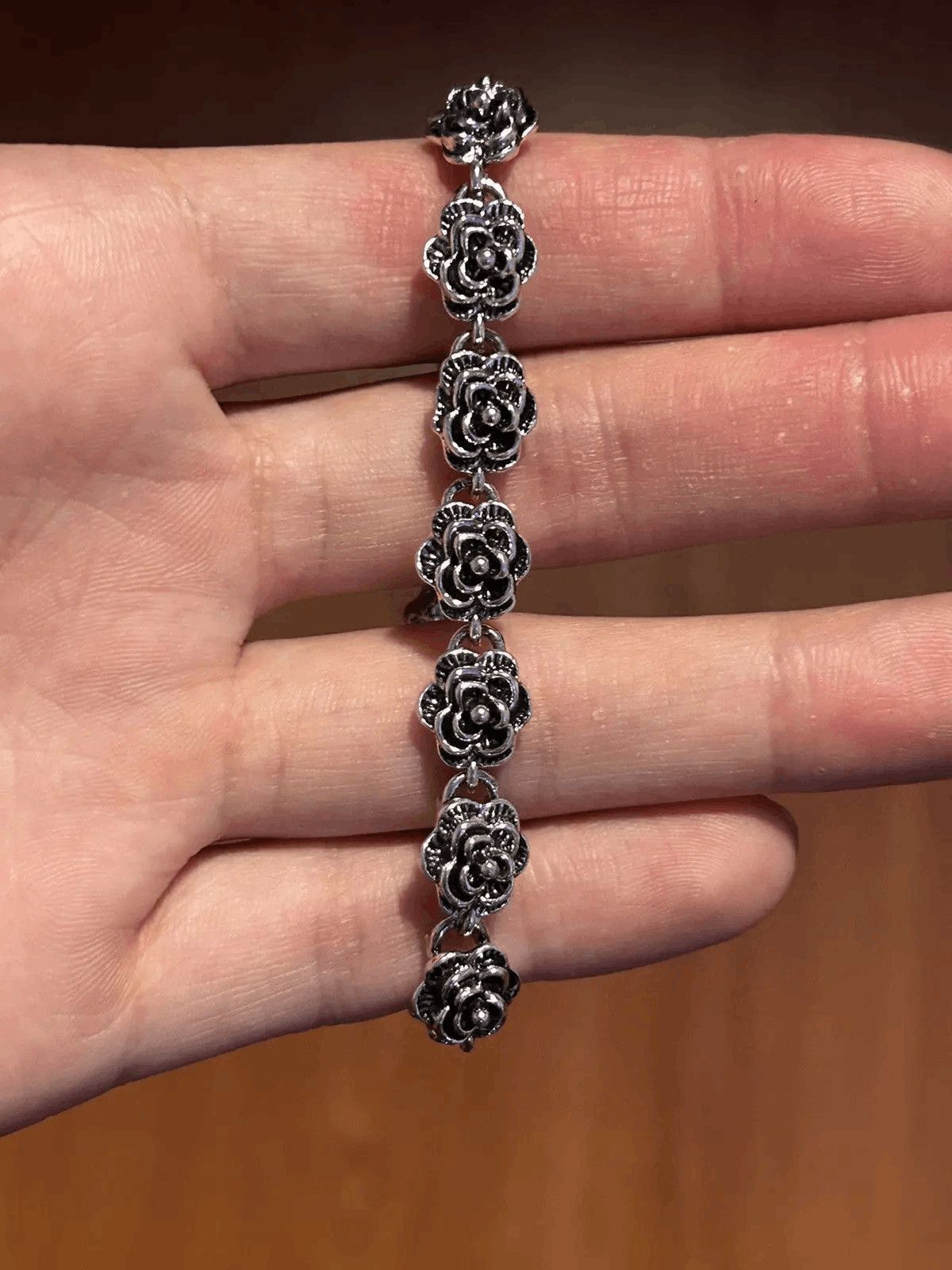 Japanese Brand Y2K Rose Bracelet Size ONE SIZE - 2 Thumbnail
