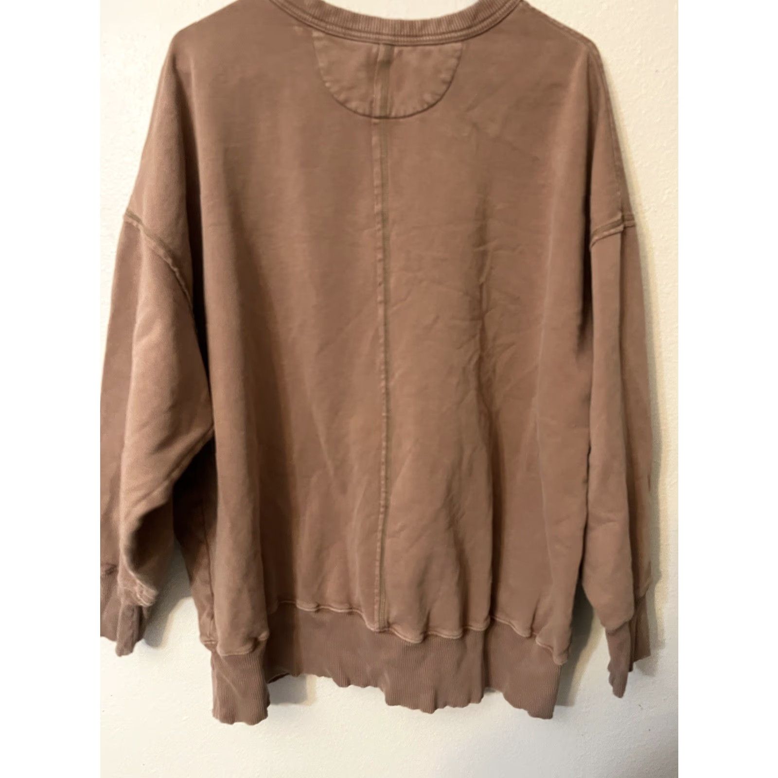 American Eagle Outfitters VINTAGE American Eagle Sweatshirt Mens Large Brown Mountain Graphic Crewneck Pullover Size US L / EU 52-54 / 3 - 3 Thumbnail