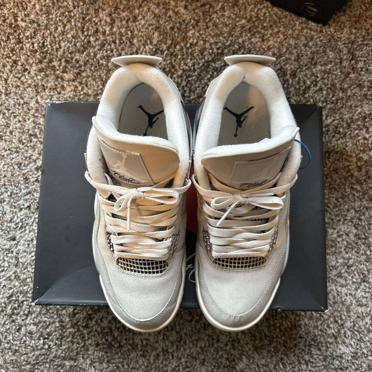 Jordan Brand Wmns Air Jordan 4 Retro Frozen Moments Size US 8.5 / EU 41-42 - 3 Thumbnail