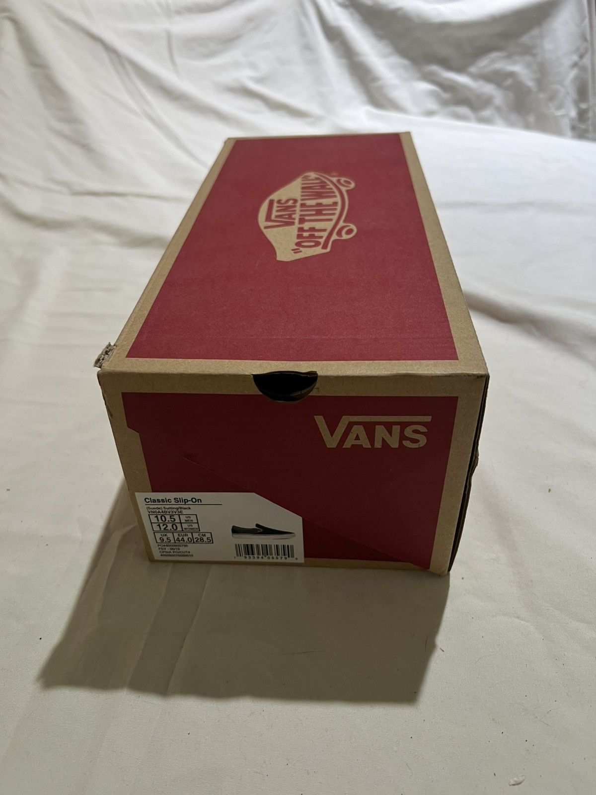 Vans Vans Classic Slip On Suede Size US 10.5 / EU 43-44 - 8 Thumbnail