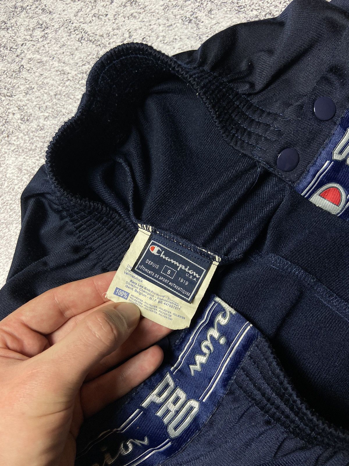 Champion Vintage Champion Sweatpants Logo Stripes Hype Street Style Size US 30 / EU 46 - 7 Thumbnail