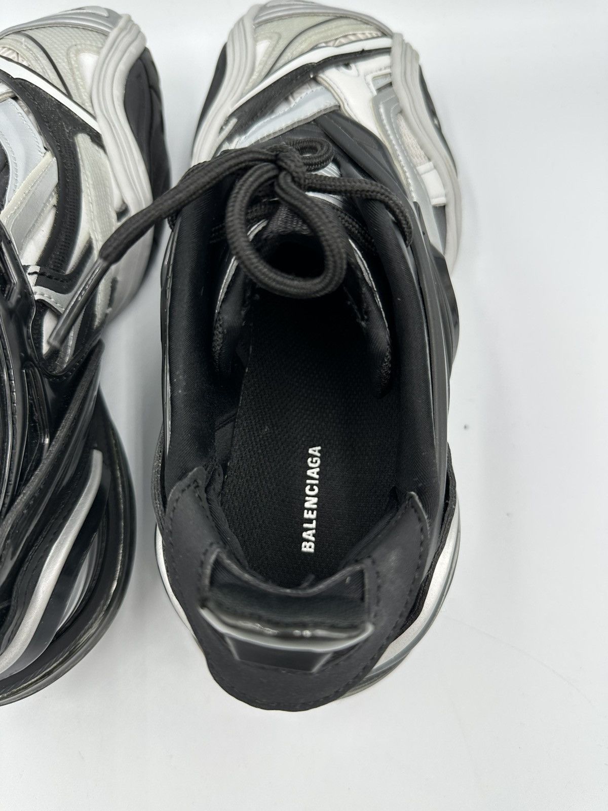 Balenciaga Balenciaga Pyrex Sneakers Size US 6 / EU 39 - 9 Thumbnail