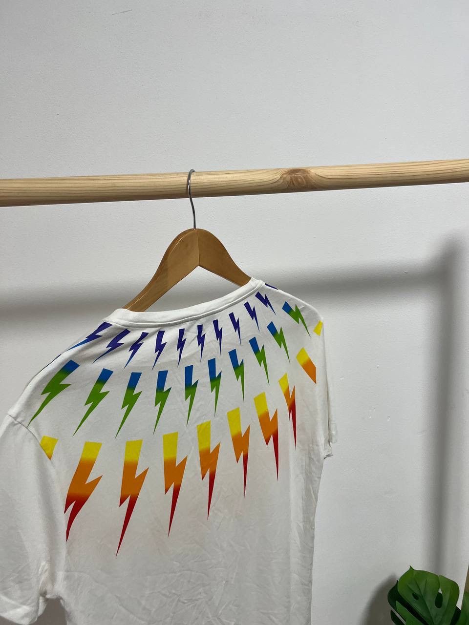 Neil Barrett Neil Barrett Lightning Bolt T-Shirt Size US S / EU 44-46 / 1 - 8 Thumbnail