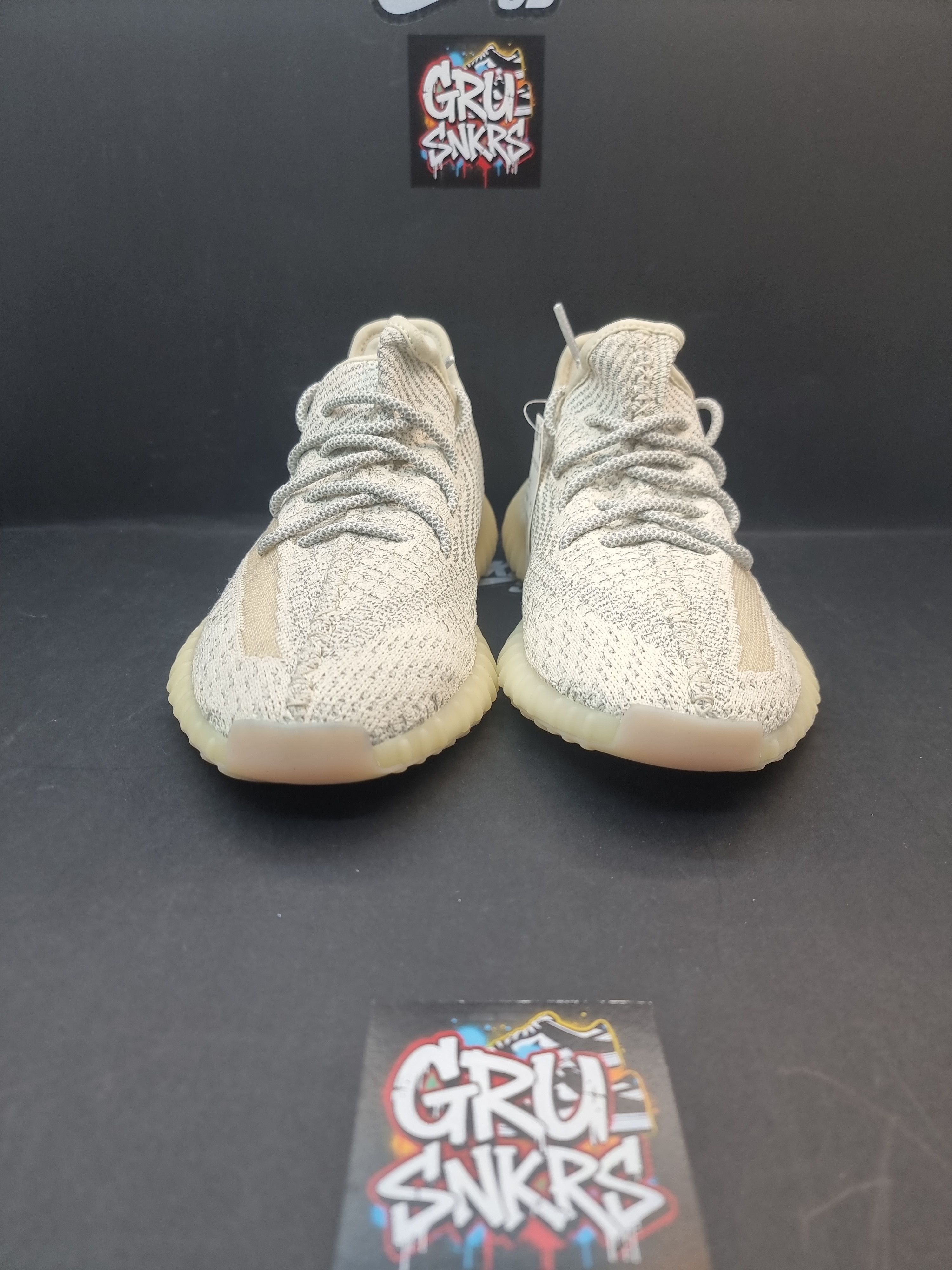 Yeezy Yeezy Boost 350 V2 Lundmark Reflective Size US 8.5 / EU 41-42 - 2 Thumbnail