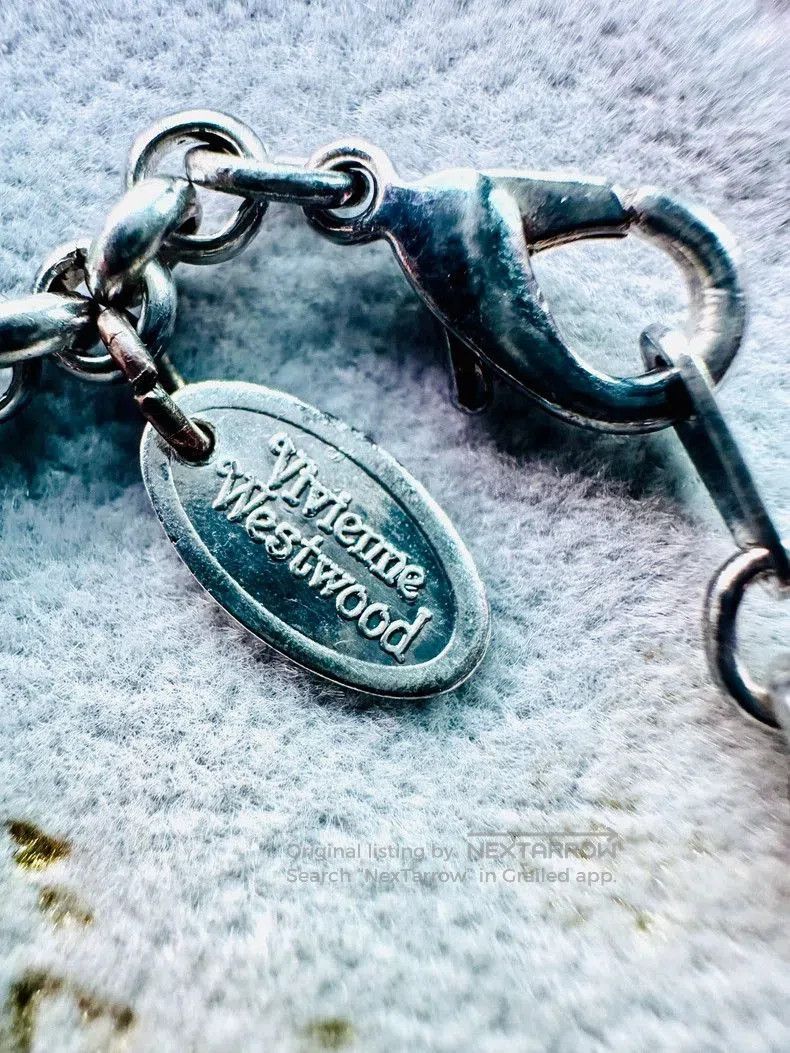 Vivienne Westwood Vivienne Westwood Saturn Brooch Bracelet. Size ONE SIZE - 5 Thumbnail