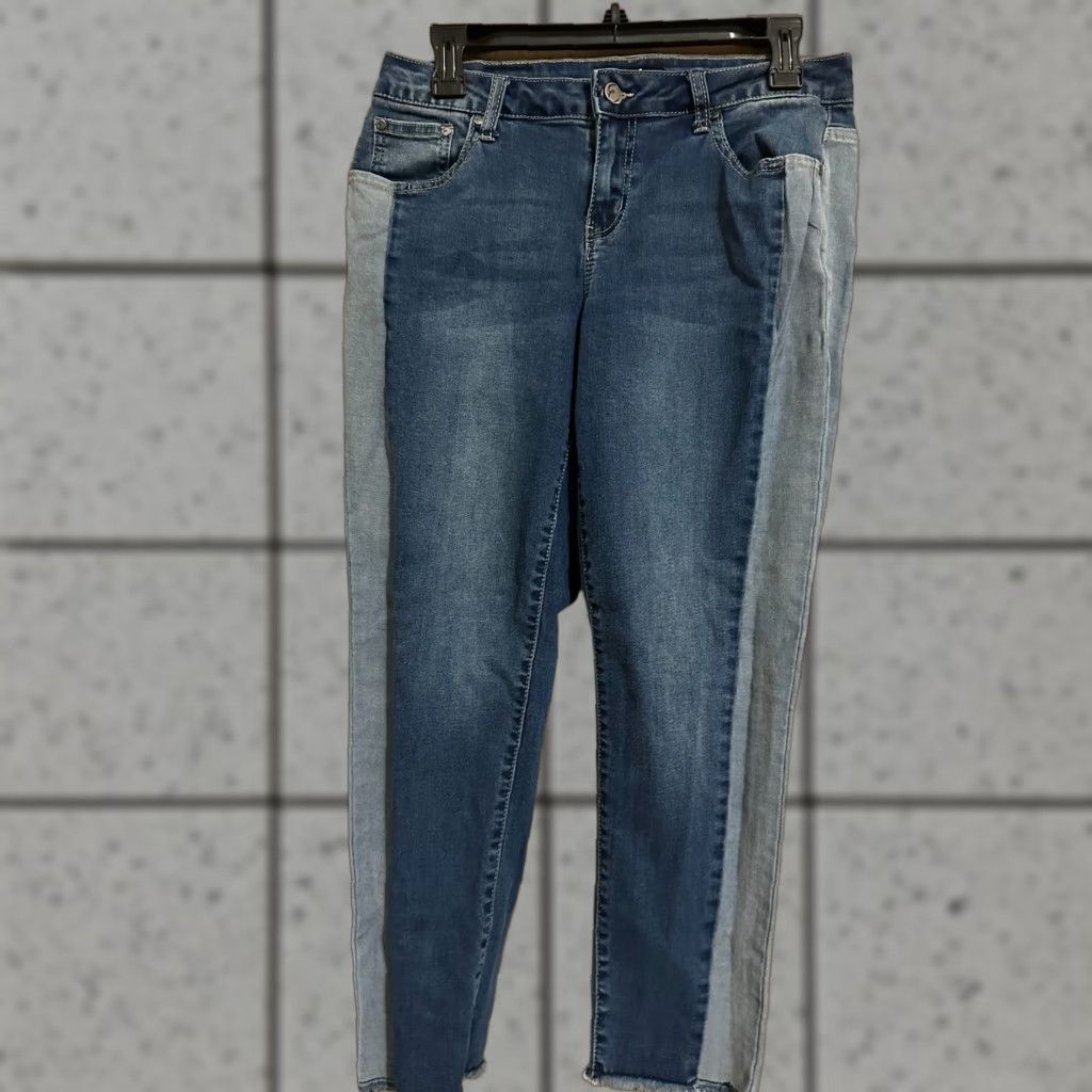 Vintage Earl Jeans Skinny Jeans Two Tone Detail Blue Denim Size 12P Petites Women Size 34" / US 12 / IT 48 - 1 Thumbnail