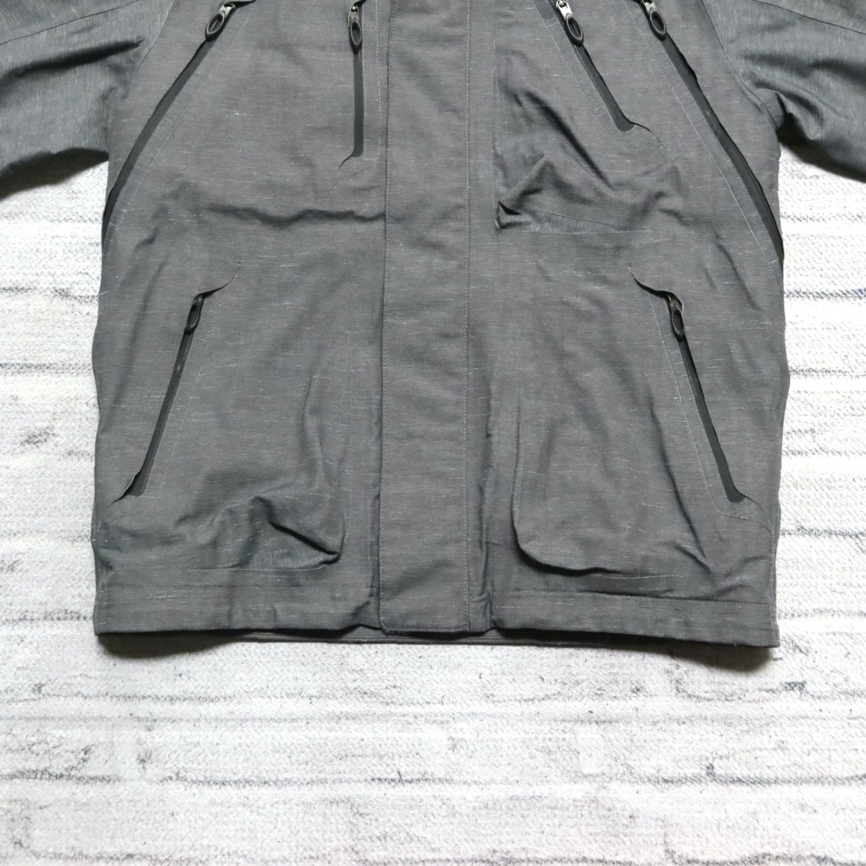 Oakley Vintage Oakley Jacket Mens S Grey Y2K Software Technical Recco Loose Fit Size US S / EU 44-46 / 1 - 3 Thumbnail