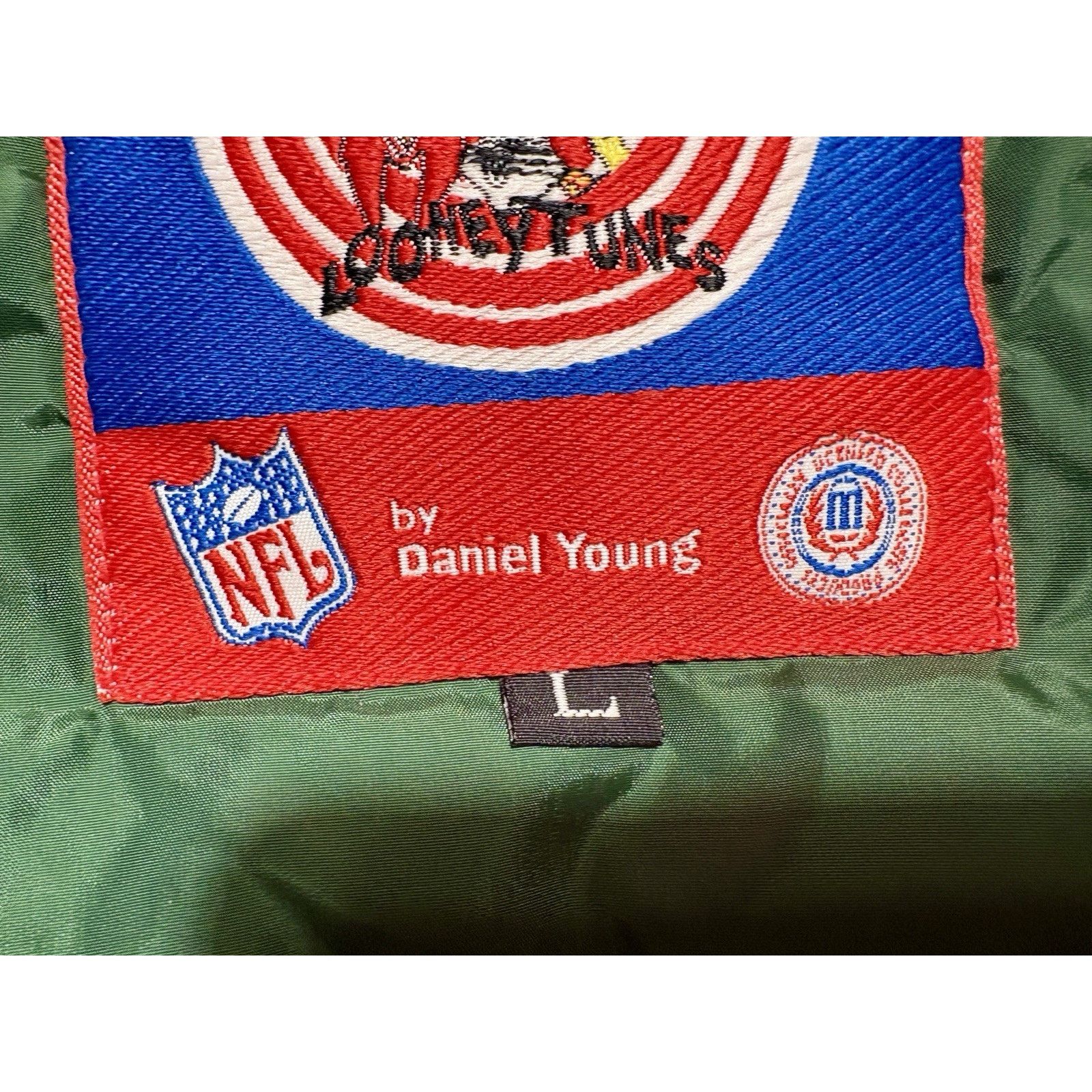 NFL Daniel Young X Looney Tunes Miami Hurricanes Puffer L Size US L / EU 52-54 / 3 - 4 Thumbnail