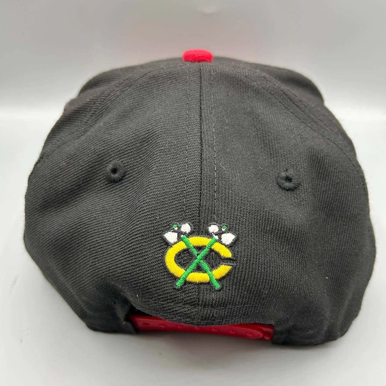 New Era Chicago Blackhawks Hat Men Black Red NHL Snap Back Cap Wool Size ONE SIZE - 9 Thumbnail