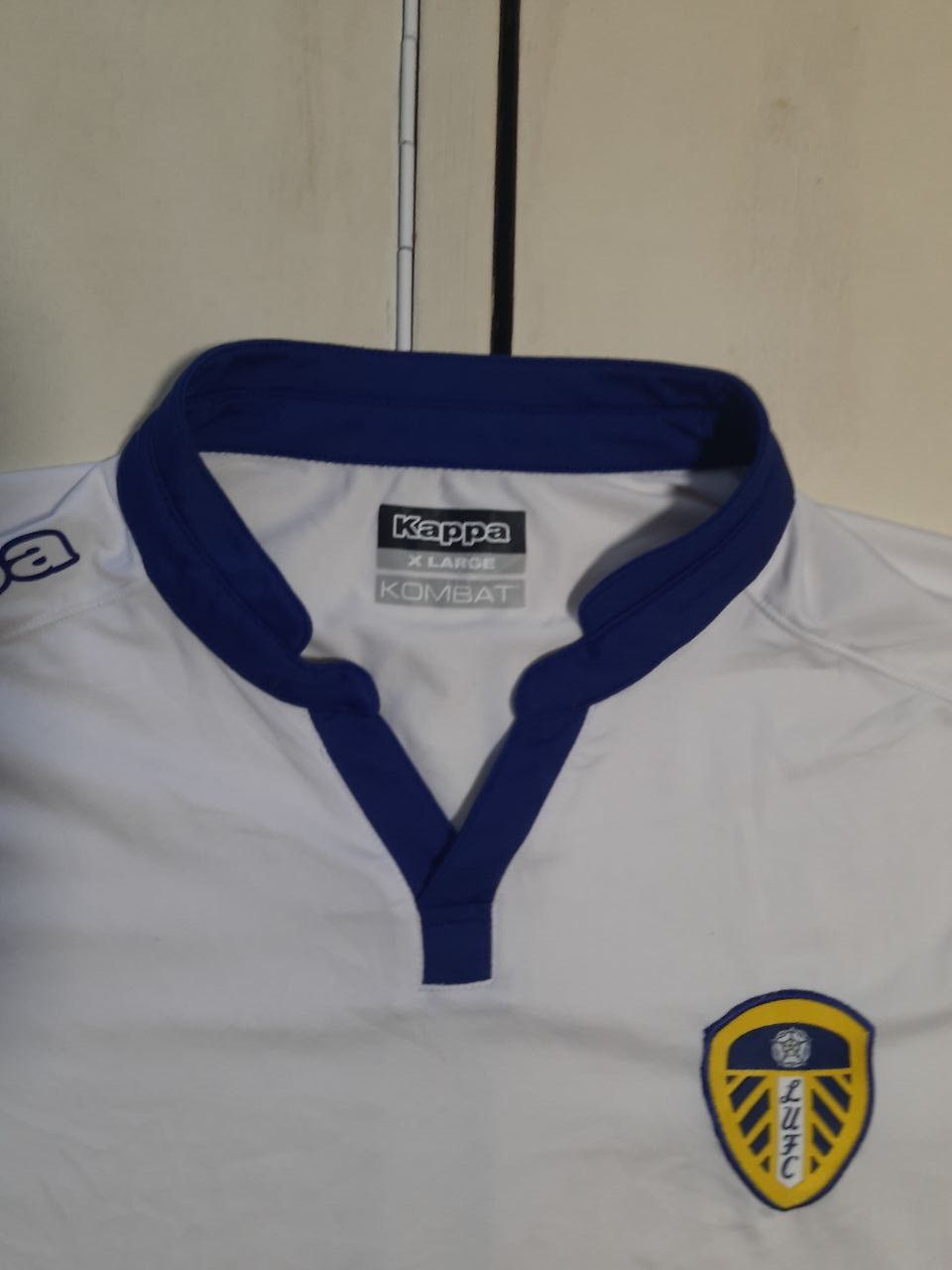 Kappa Kappa Leeds United FC Home Jersey 2015-2016 Size US XL / EU 56 / 4 - 10 Thumbnail