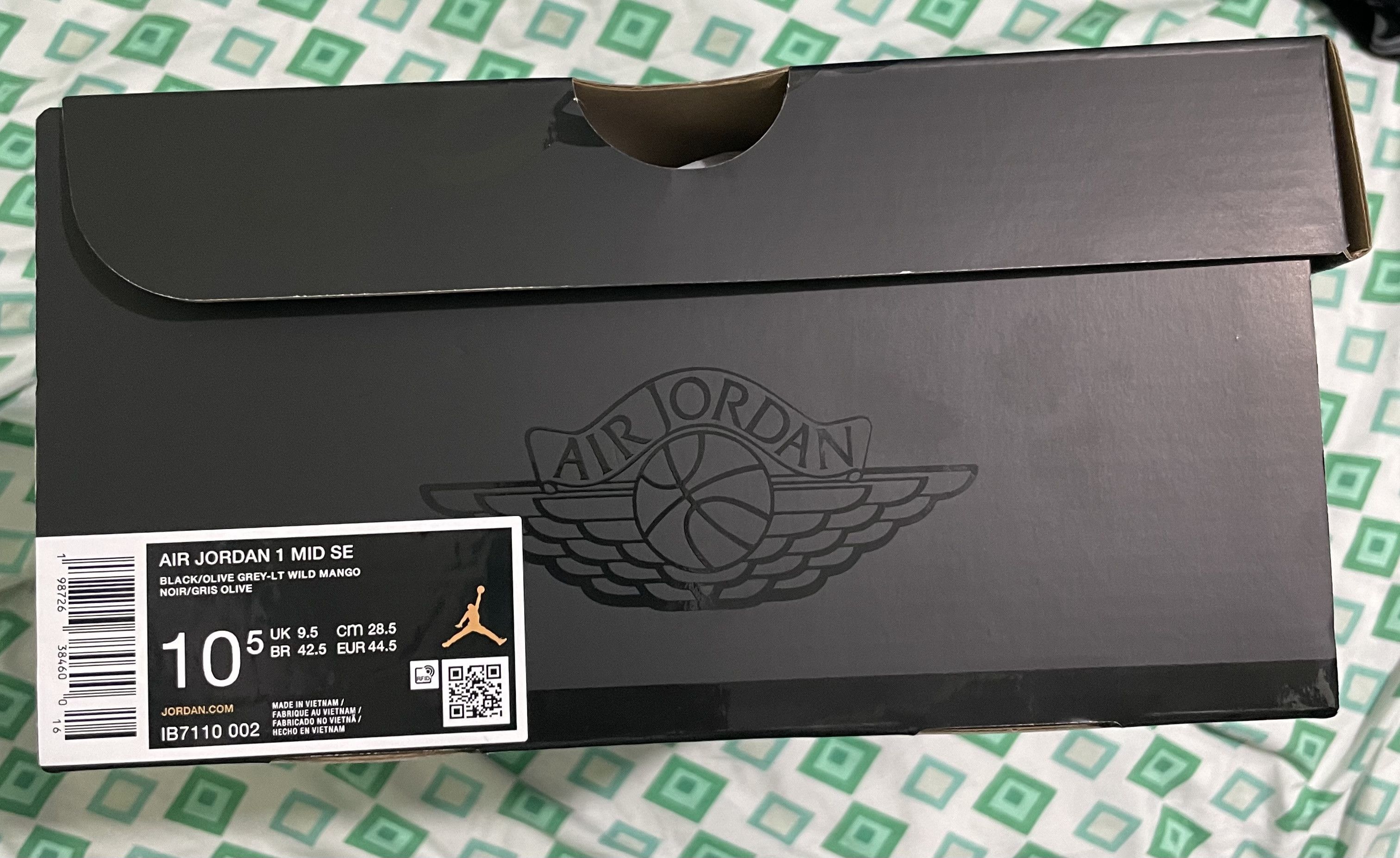 Jordan Brand Air Jordan Size US 10.5 / EU 43-44 - 2 Thumbnail