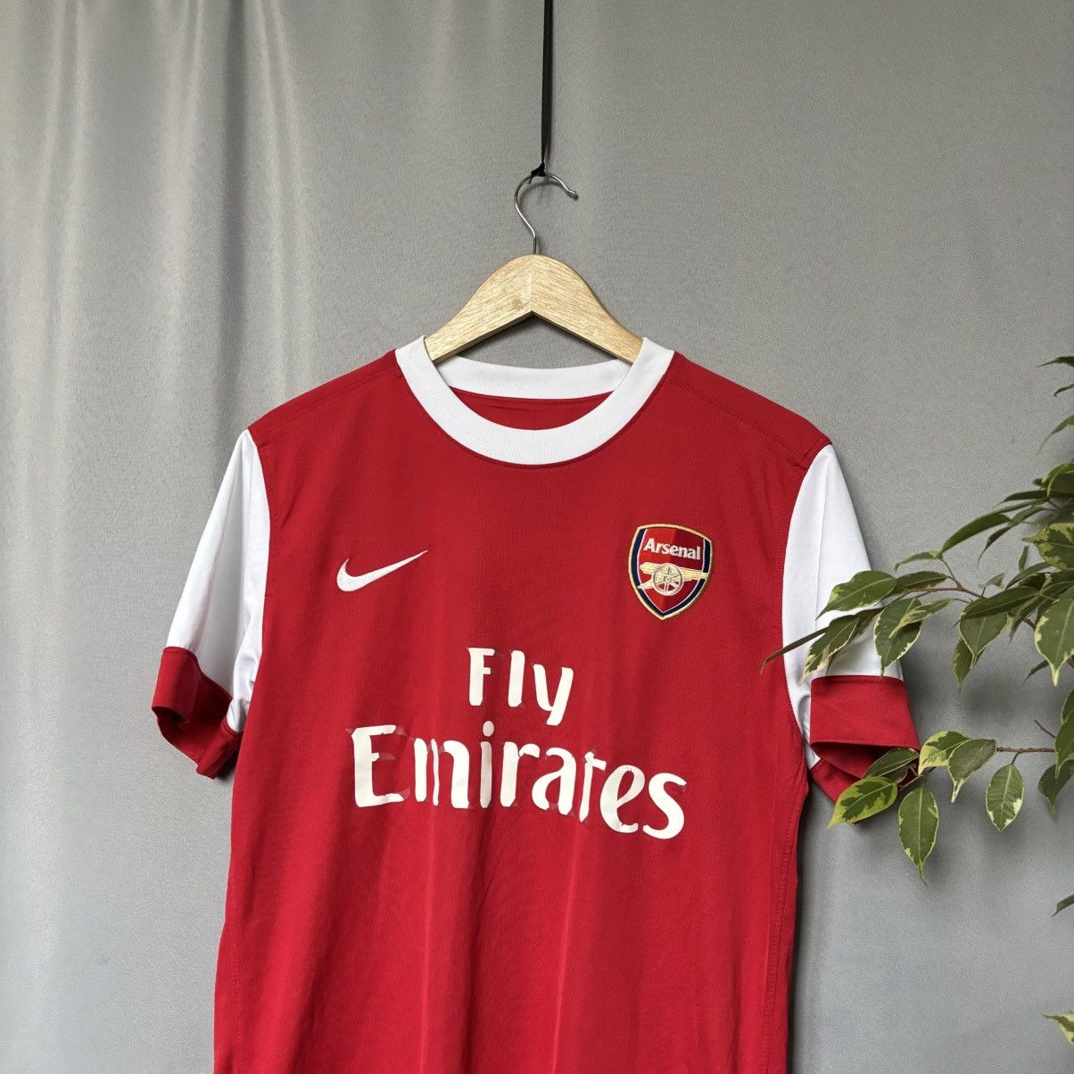 Nike Nike FC Arsenal Van Persie jersey rare football medium Size US M / EU 48-50 / 2 - 3 Thumbnail