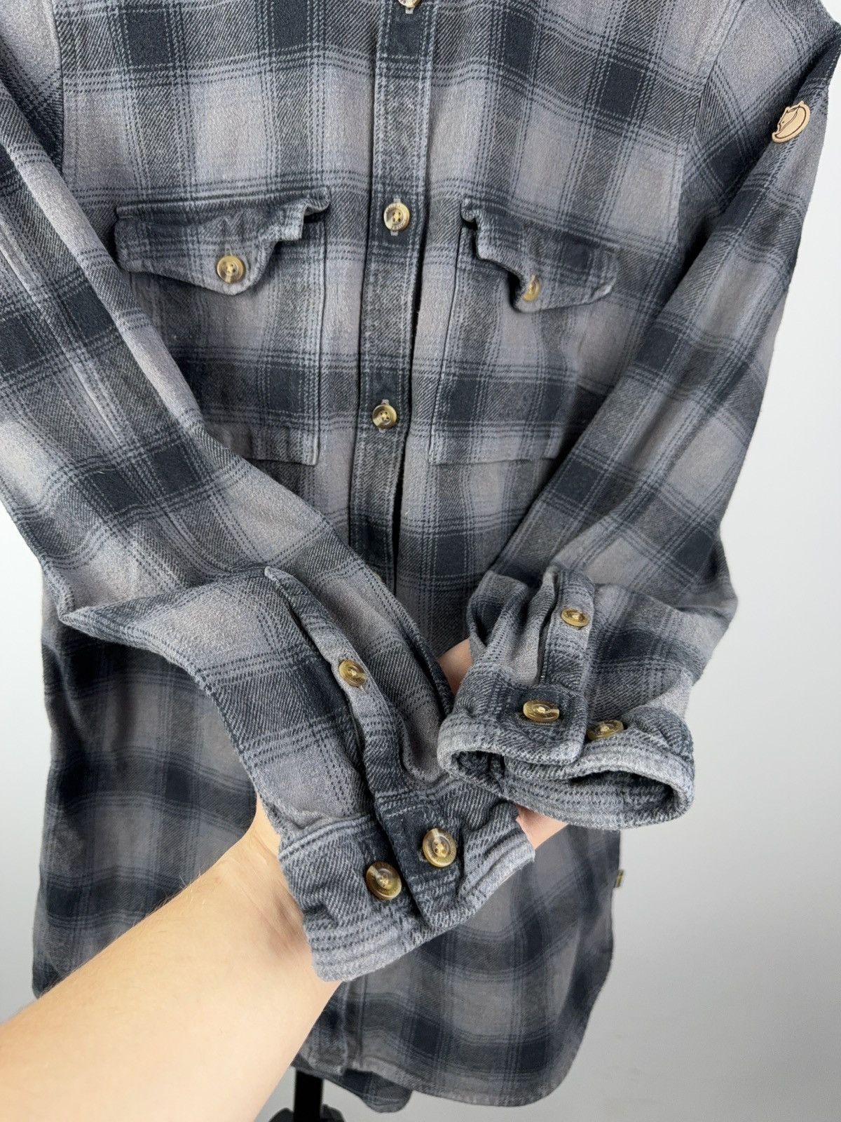 Fjallraven Fjallraven Women’s Flannel Shirt XS Relaxed Fit Plaid Size XS / US 0-2 / IT 36-38 - 6 Thumbnail