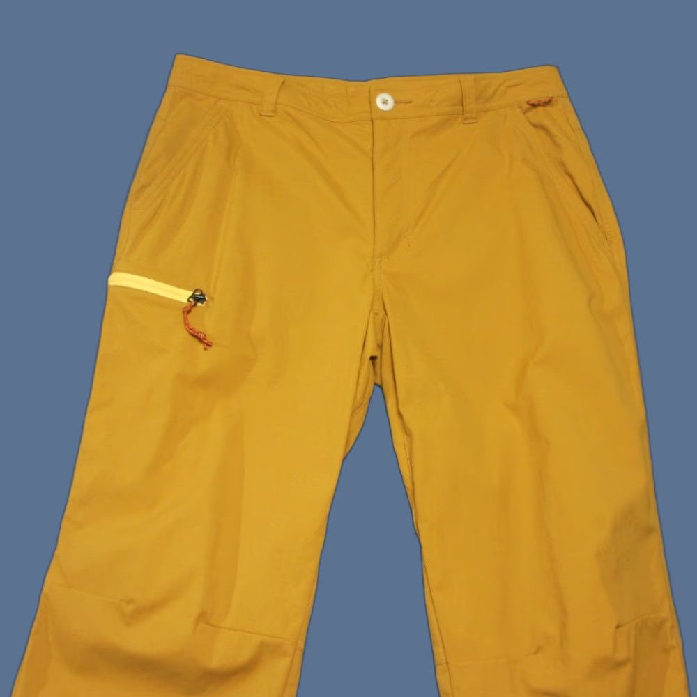 REI Pants Mens 34X30 Mustard Yellow Nylon Trailmade Sahara Cargo Outdoor Hiking