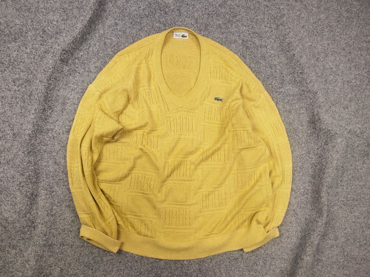 Lacoste Vintage 80's Lacoste France textured knit sweater V neck Size US XL / EU 56 / 4 - 1 Thumbnail