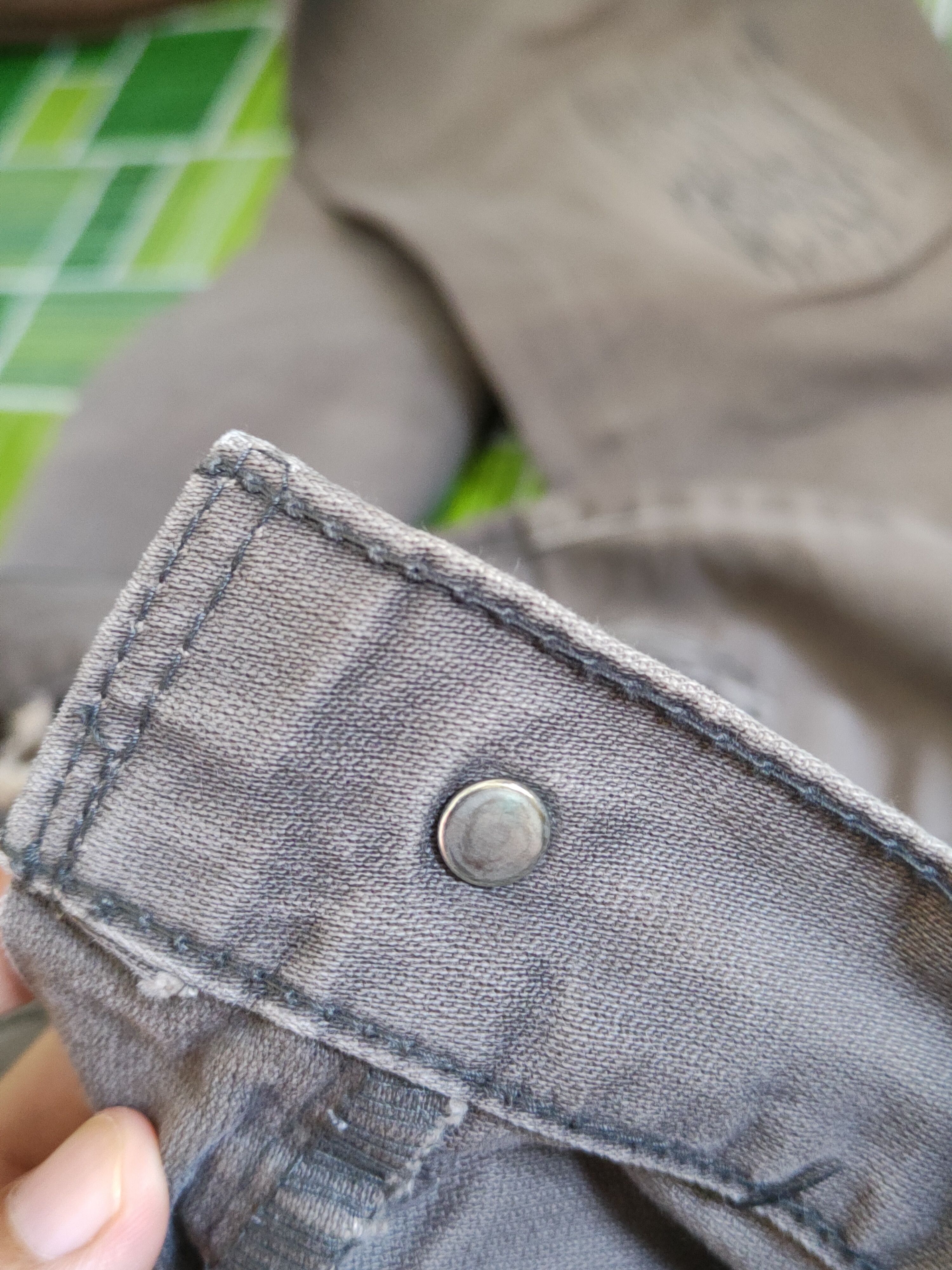 Japanese Brand 702 Levi's Olive Faded vintage ripped cargo Pants #S1433 Size US 36 / EU 52 - 17 Thumbnail