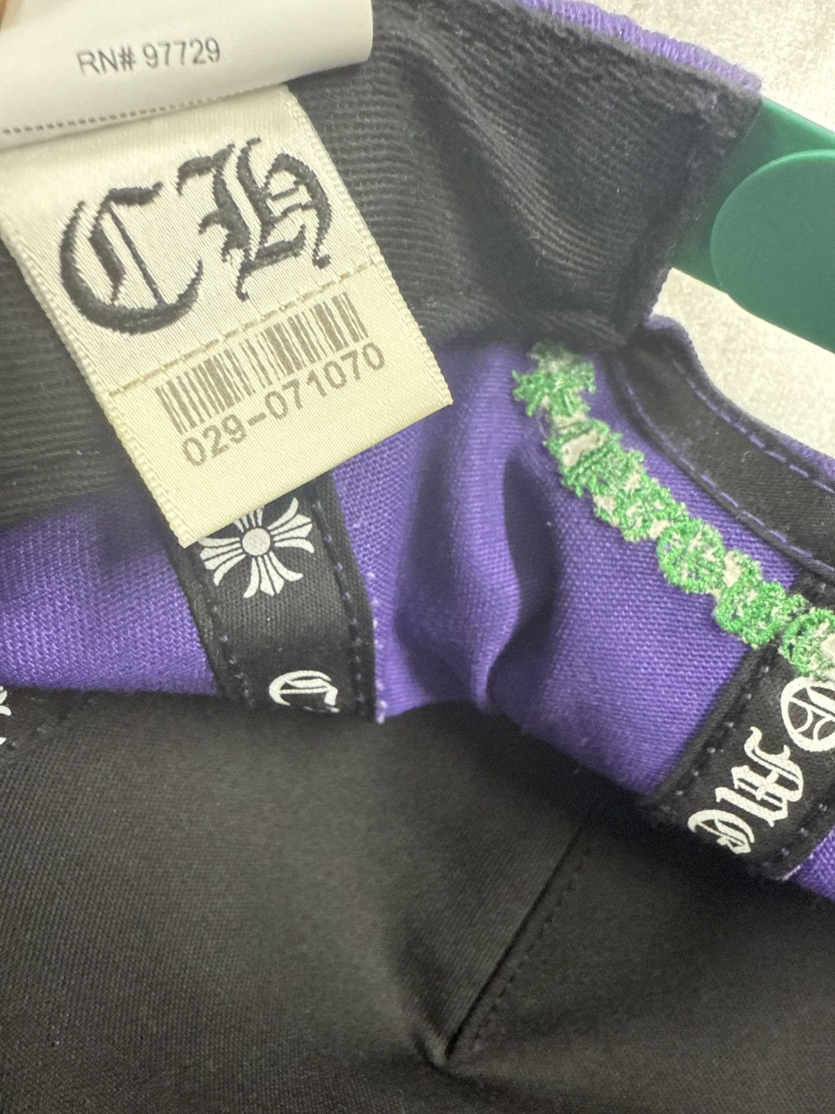 Chrome Hearts CHROME HEARTS LETTER HAT PURPLE GREEN Size ONE SIZE - 5 Thumbnail