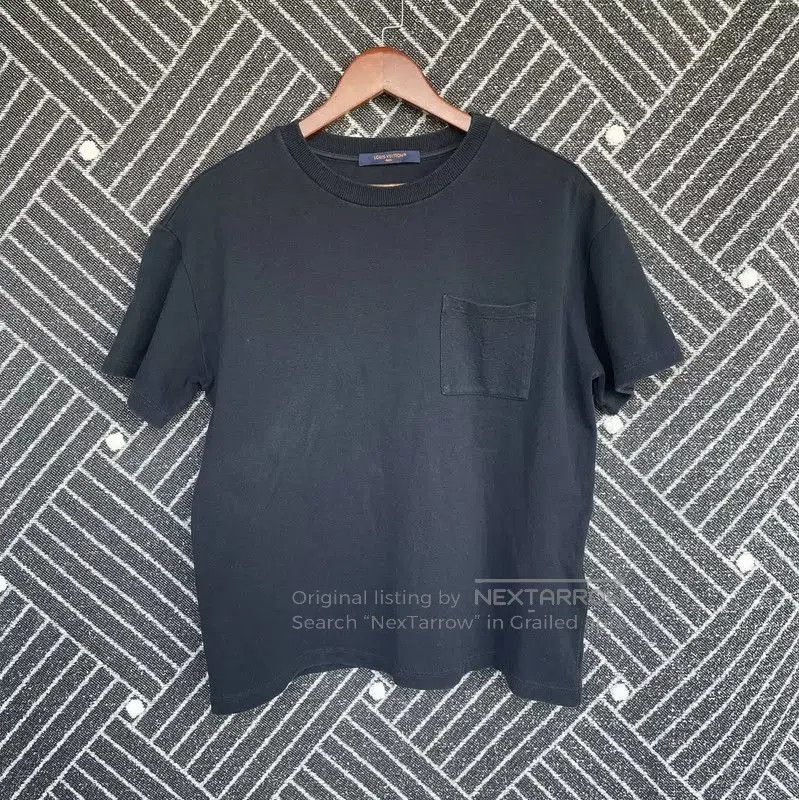 Louis Vuitton Louis Vuitton Summer Navy Cotton T-Shirt . Size US S / EU 44-46 / 1 - 1 Thumbnail