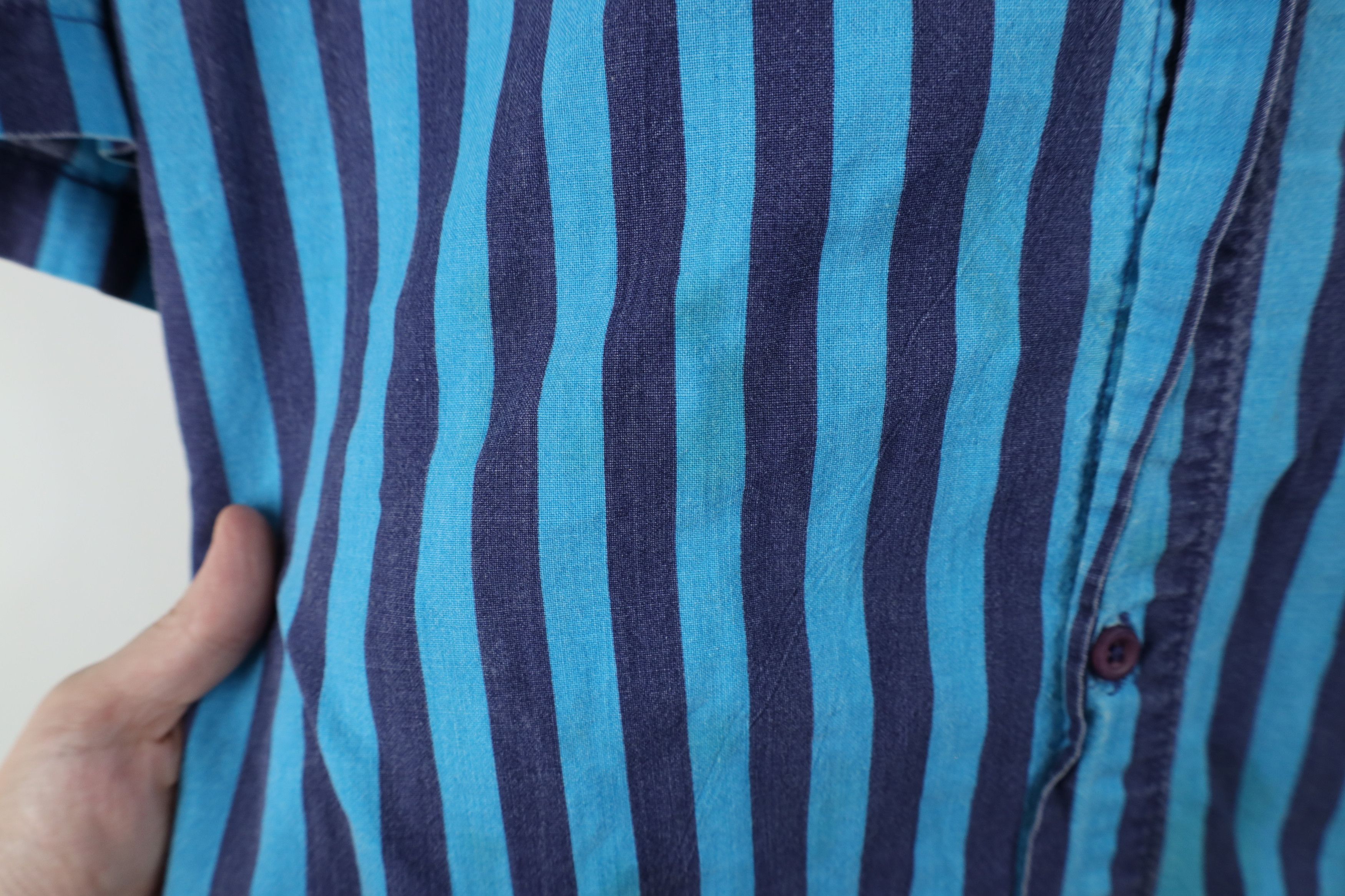 Vintage Vintage 90s Streetwear Fit Striped Collared Button Shirt USA Size US XL / EU 56 / 4 - 9 Thumbnail