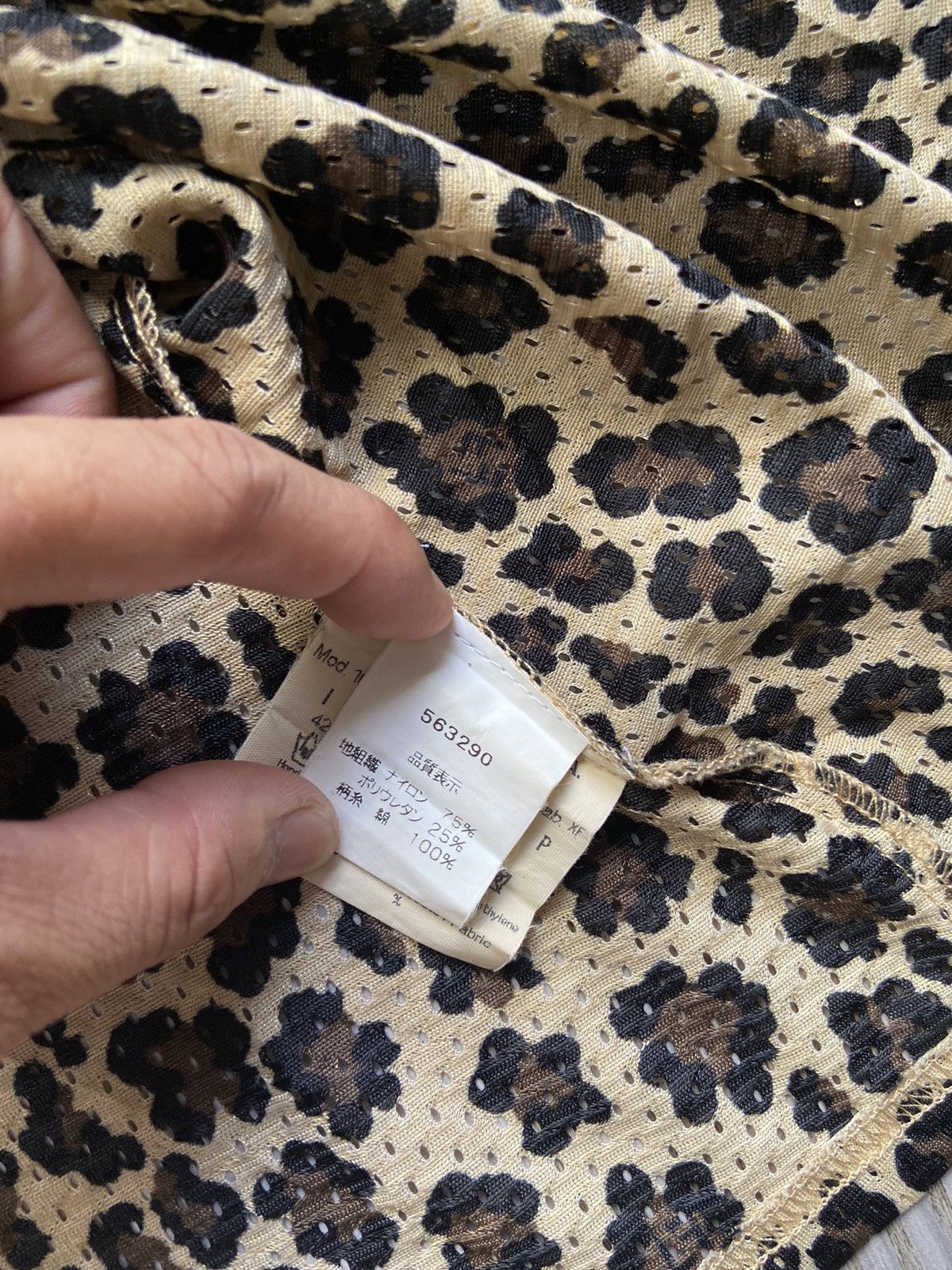 Fendi Vintage 90’s FENDI leopard print mesh button down shirt Size XS / US 0-2 / IT 36-38 - 7 Thumbnail