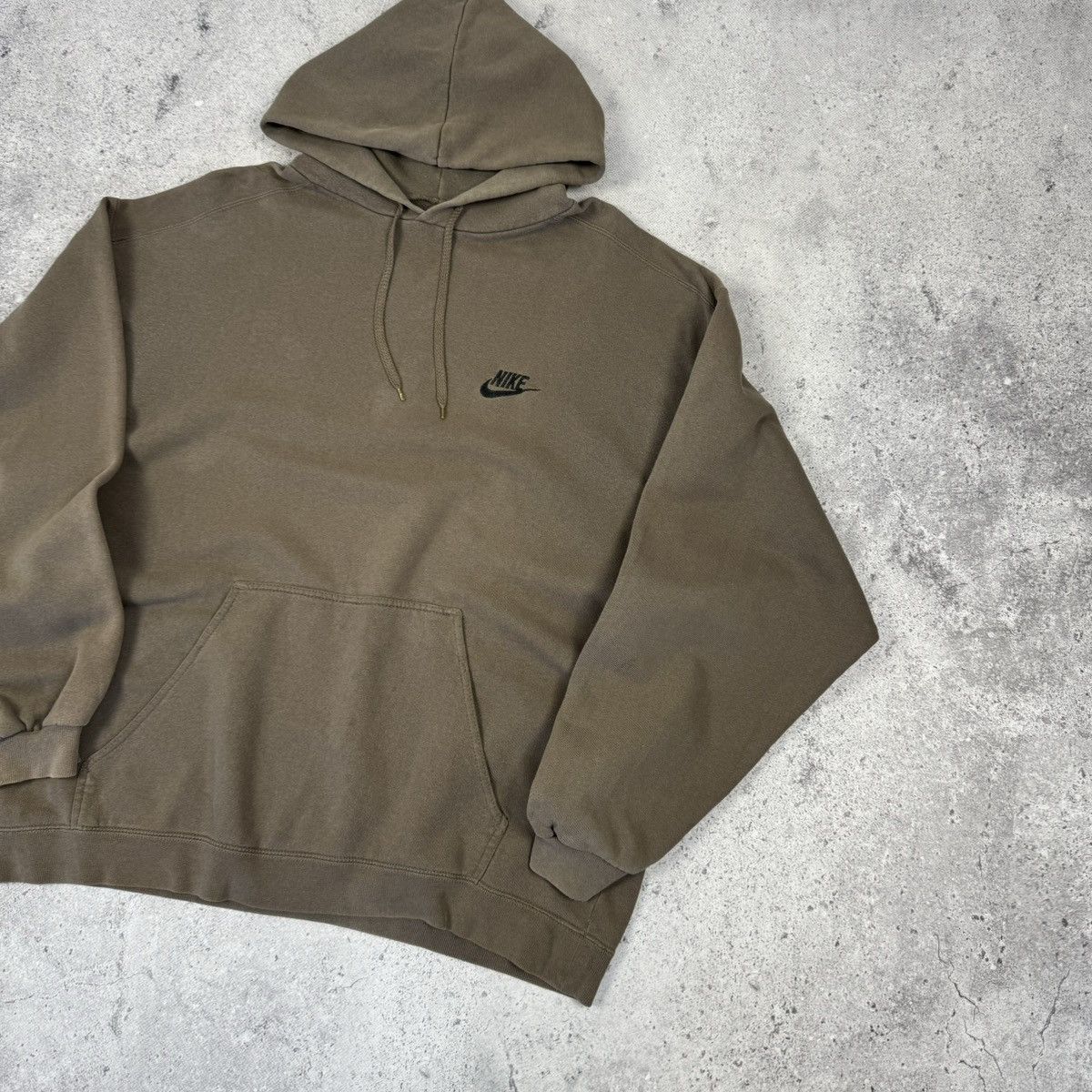 Nike × Vintage Vintage Nike 90s Swoosh Brown Oversized Hoodie Size US XL / EU 56 / 4 - 5 Thumbnail