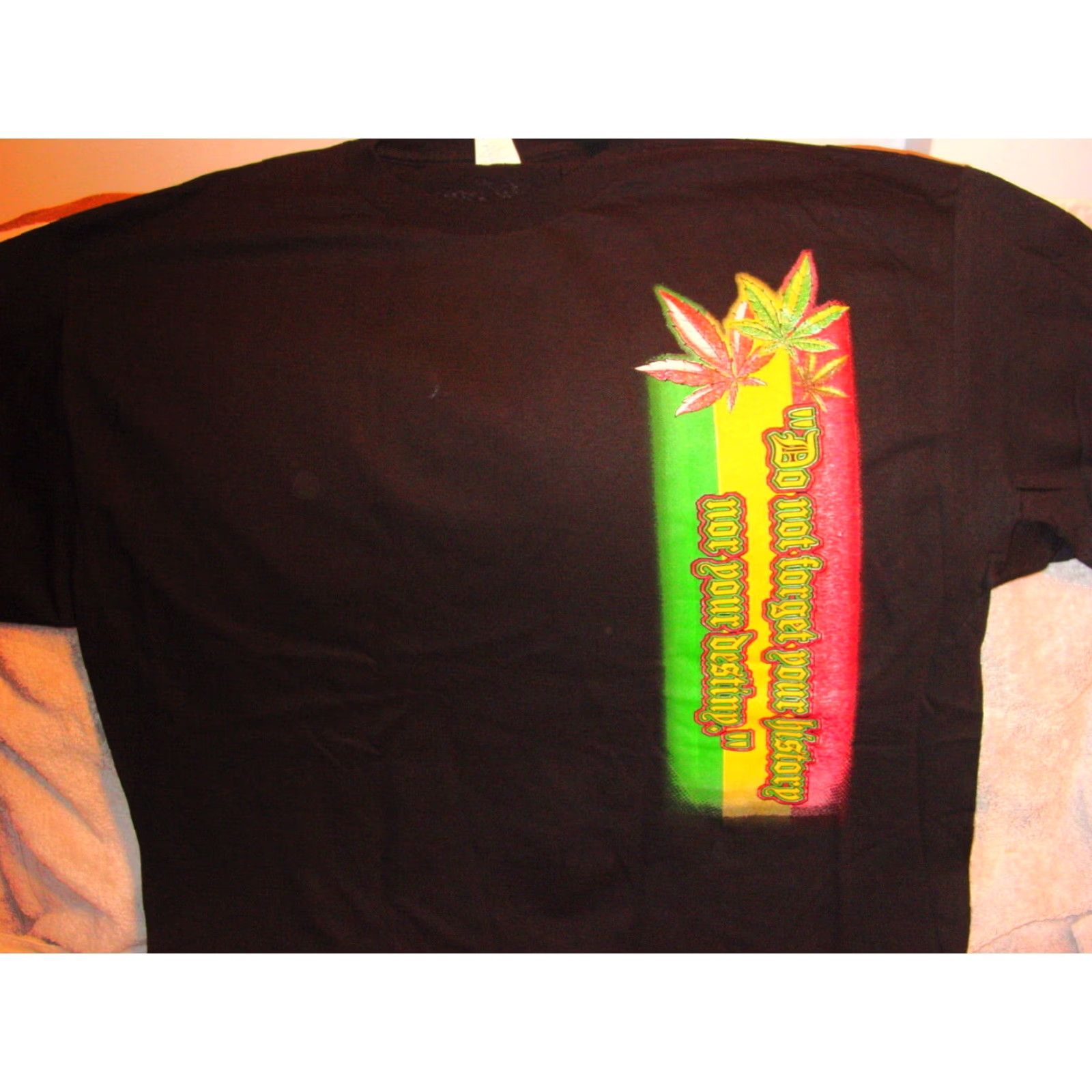 Vintage VINTAGE C&H Graphic T-Shirt Men XL Black Marijuana Rasta Lion Smoking Joint 100% Cotton Size US XL / EU 56 / 4 - 2 Thumbnail