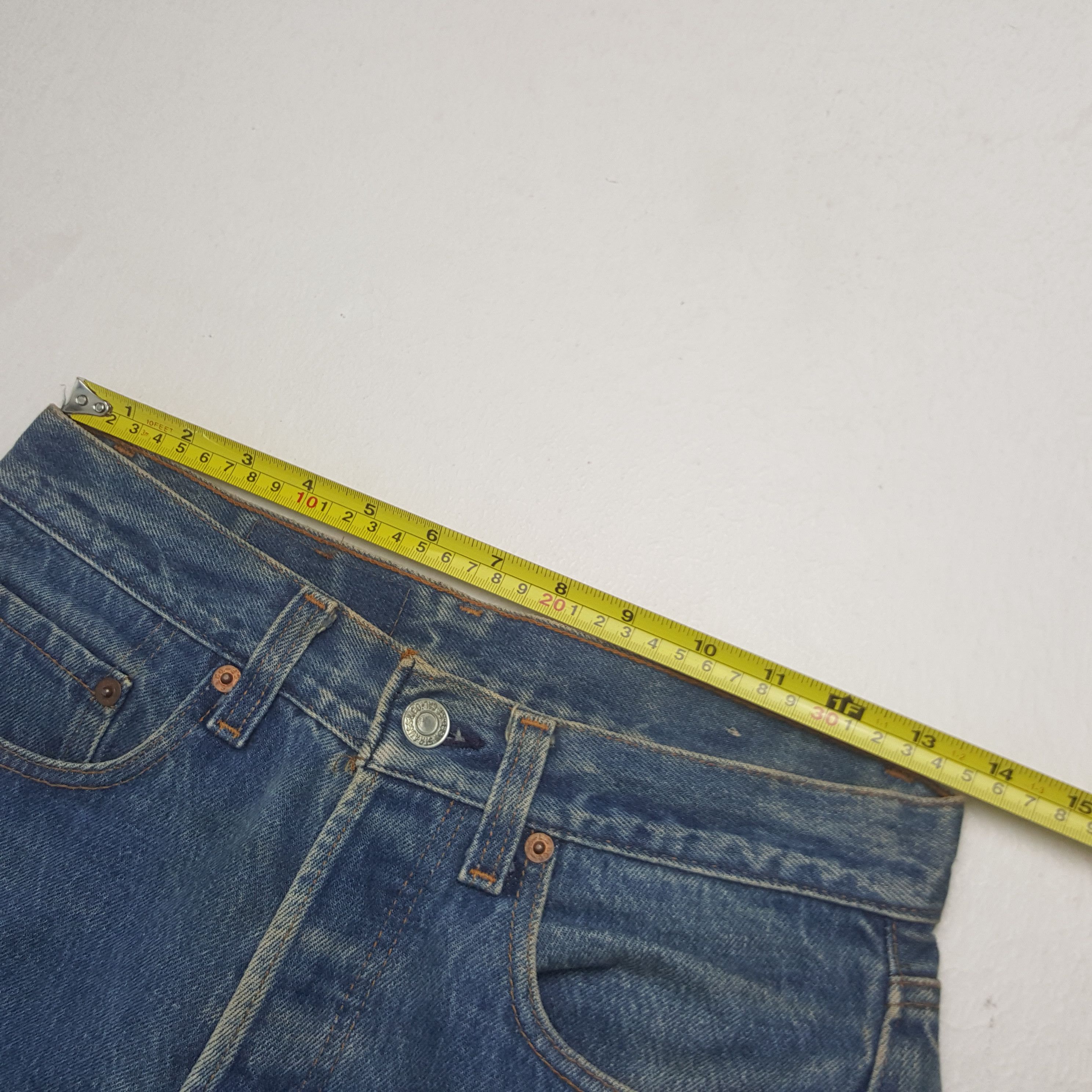 Levi's Vintage Levi's 501 American Style 90's Denim Jeans RR17 Size US 27 - 9 Thumbnail