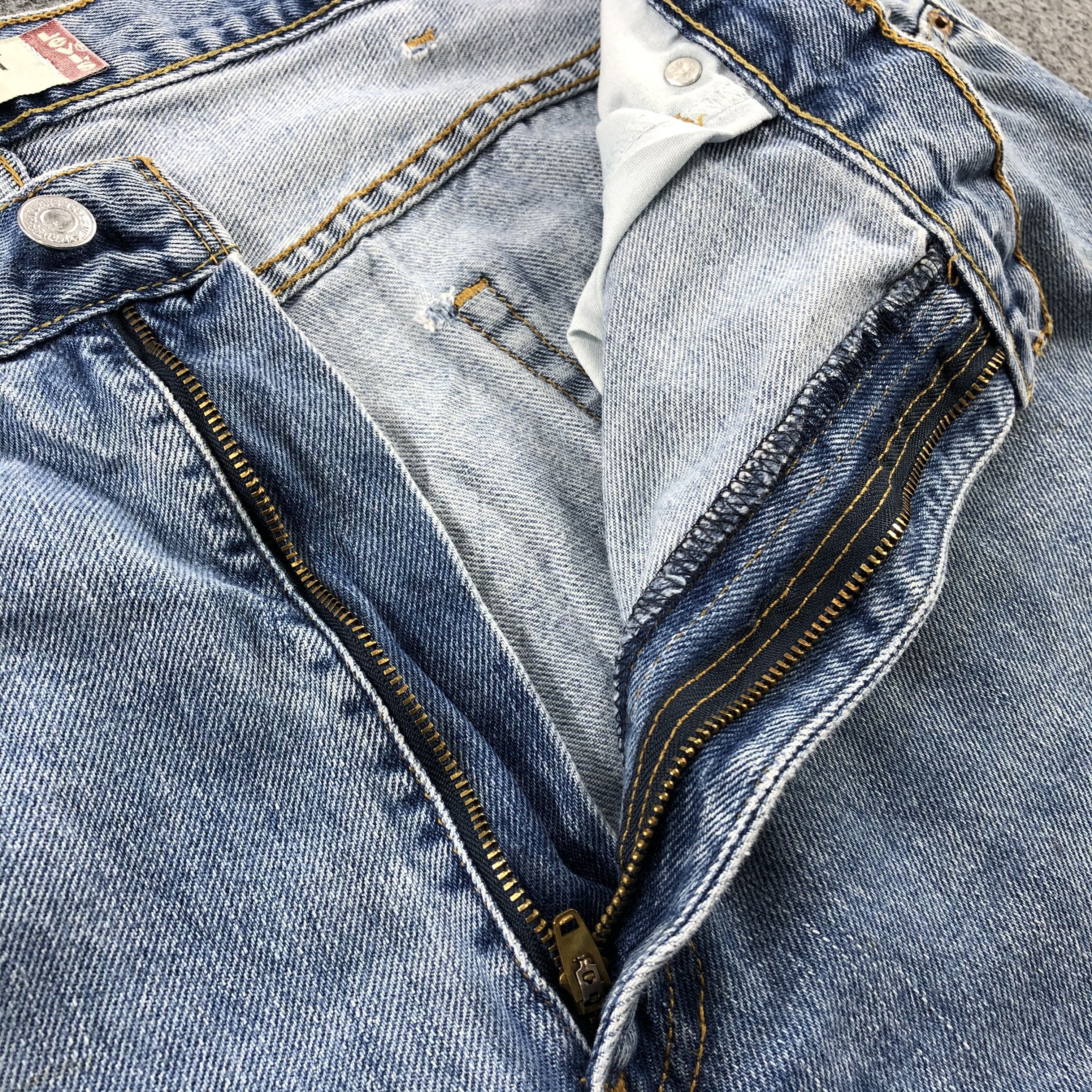 Levi's × Vintage Vintage Blue Wash Levis 550 Jeans-JM1807 Size US 40 / EU 56 - 7 Thumbnail