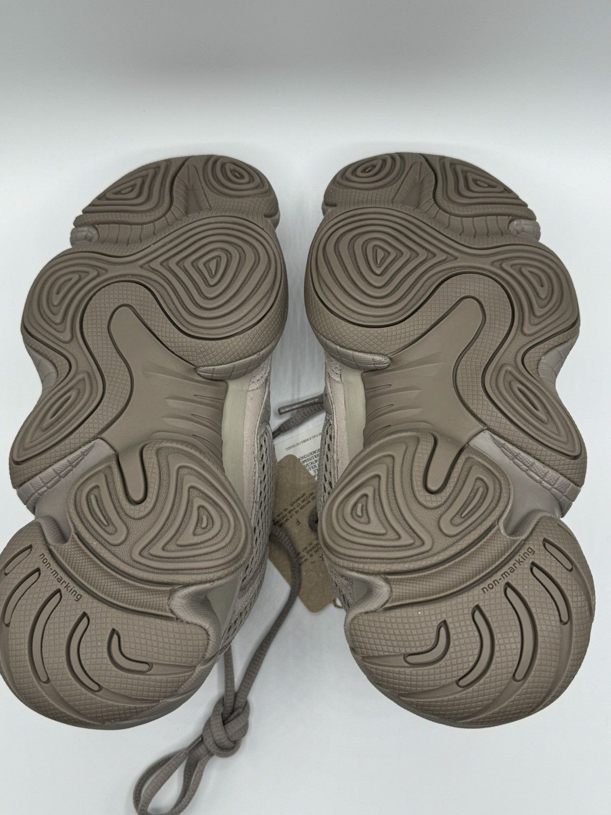 Adidas × Kanye West × Yeezy YEEZY 500 ASHGRAY SIZE 5 Size US 5 / EU 37 - 5 Thumbnail