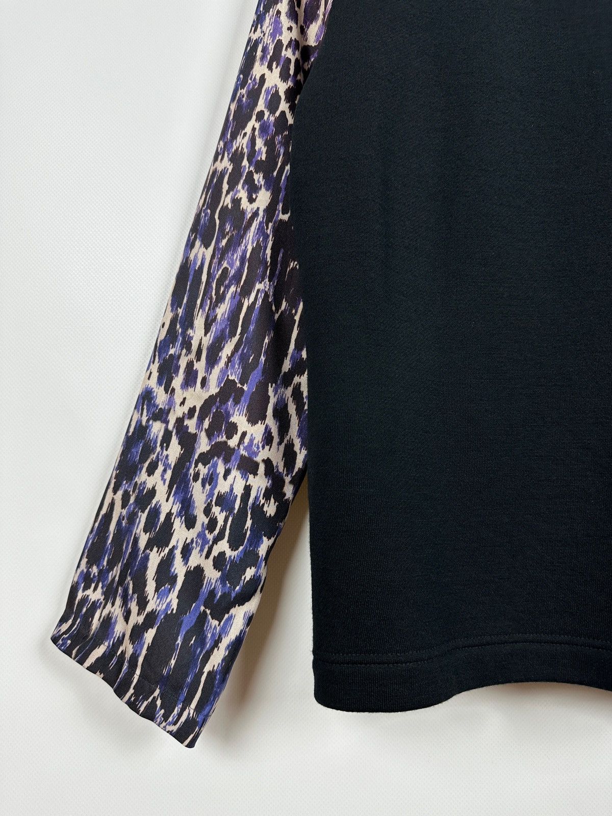 Dries Van Noten Dries Van Noten Black Wool / Leopard Silk Sleeve Sweater Size M / US 6-8 / IT 42-44 - 18 Thumbnail