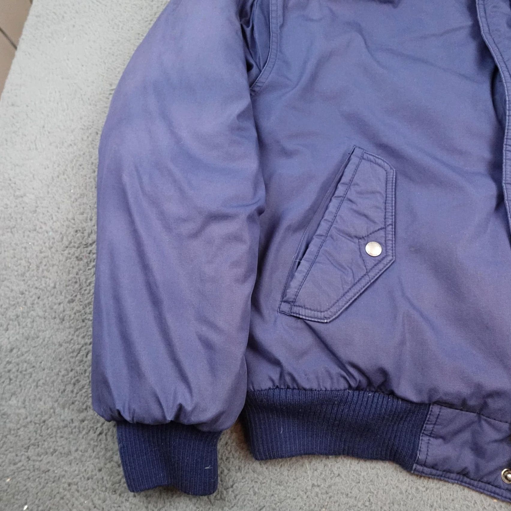 Members Only VINTAGE Members Only Jacket Mens 42L Navy Blue Bomber Quilted Lined Zip Ribbed Cuffs Size US XS / EU 42 / 0 - 4 Thumbnail