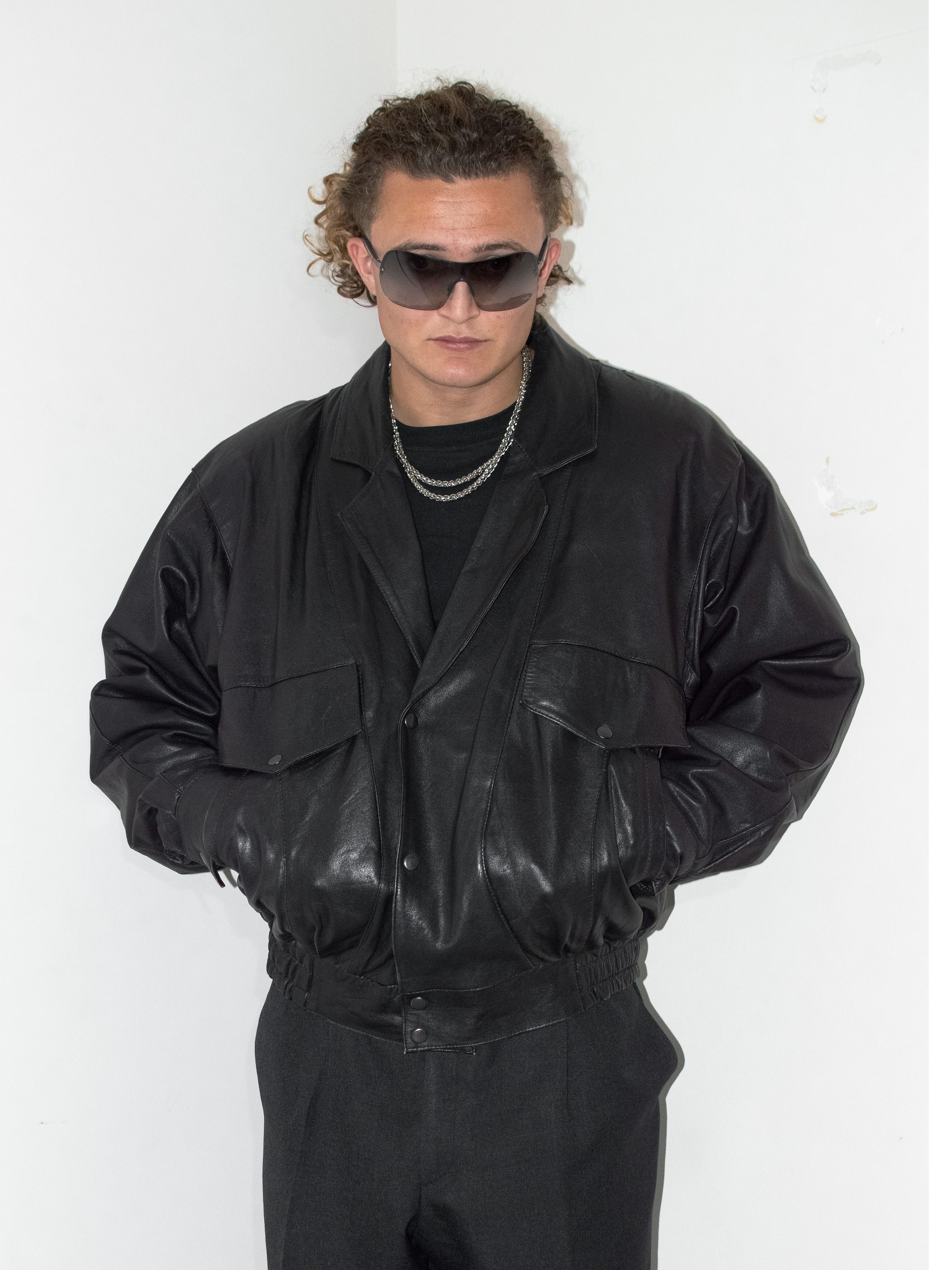 Designer × Vintage Vintage 90s Black Real Leather Oversize Boxy Bomber Jacket Size US XXL / EU 58 / 5 - 2 Thumbnail
