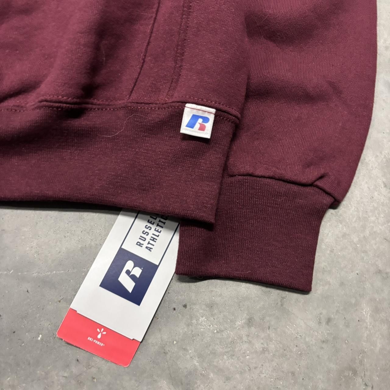 Russell Athletic × Vintage Crazy Vintage Y2K/2000s Maroon Red Russell Essential Hoodie! Size US S / EU 44-46 / 1 - 5 Thumbnail